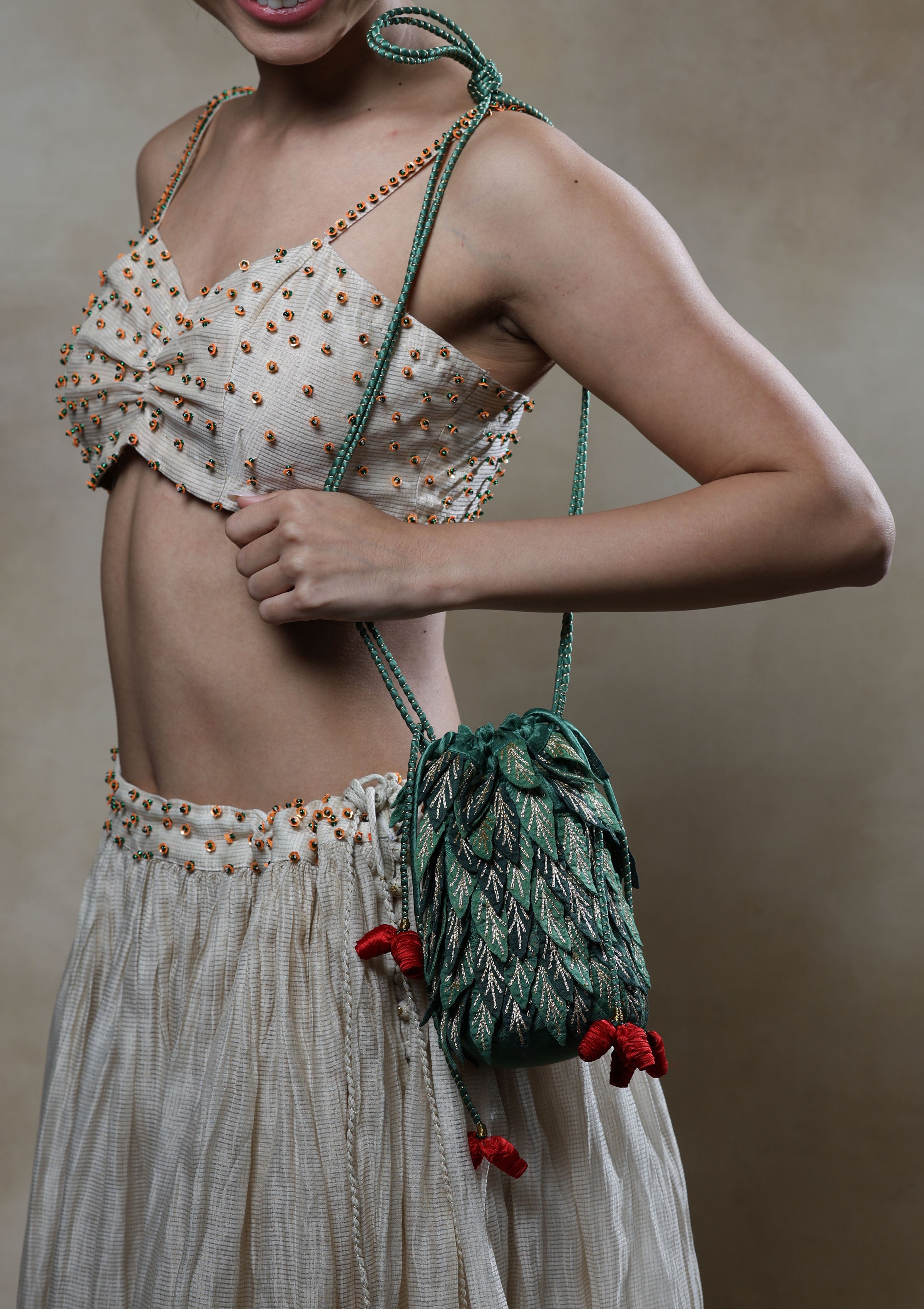 Khajoori Leafy Bag