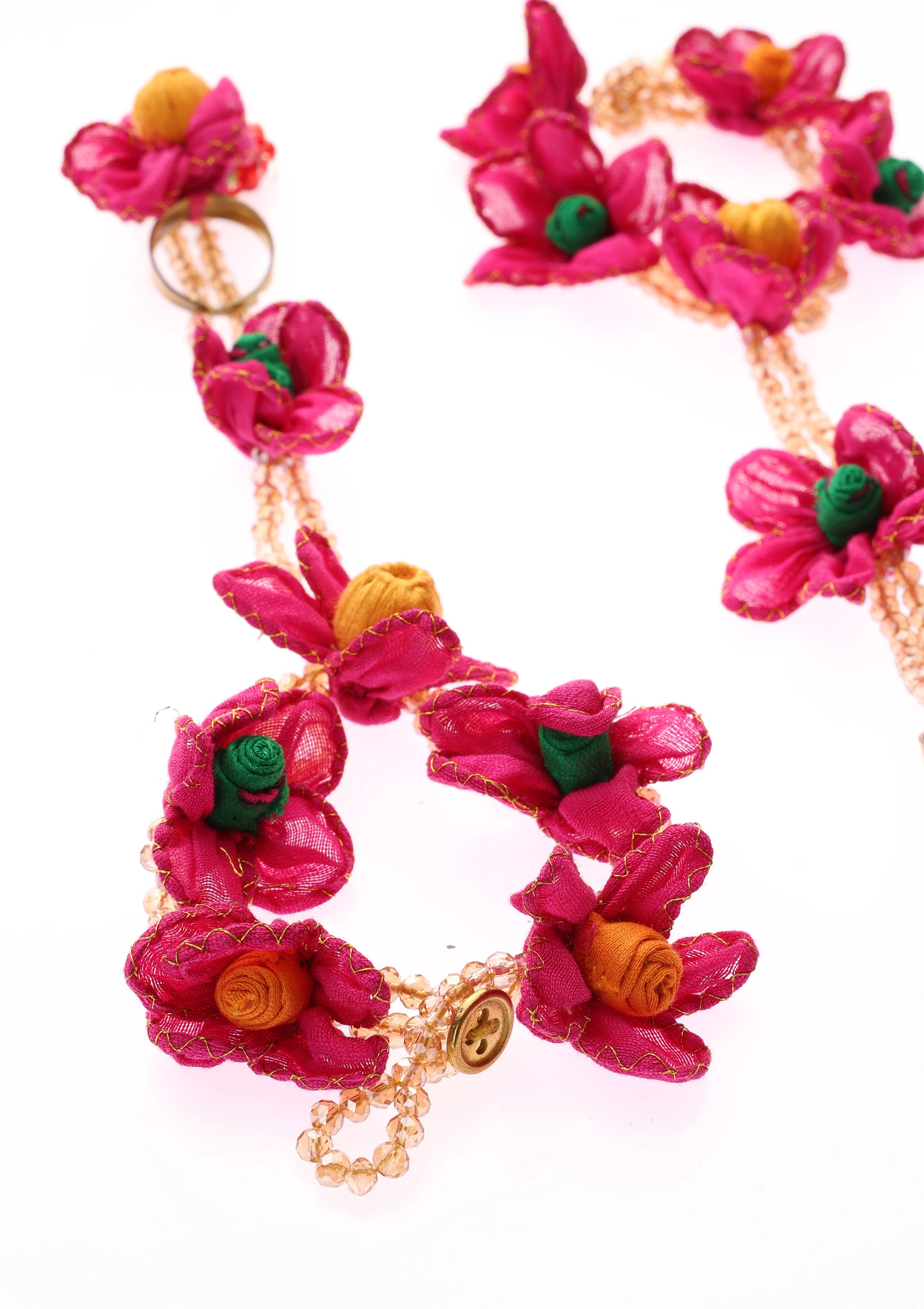 Kamboja Floral Hathphool
