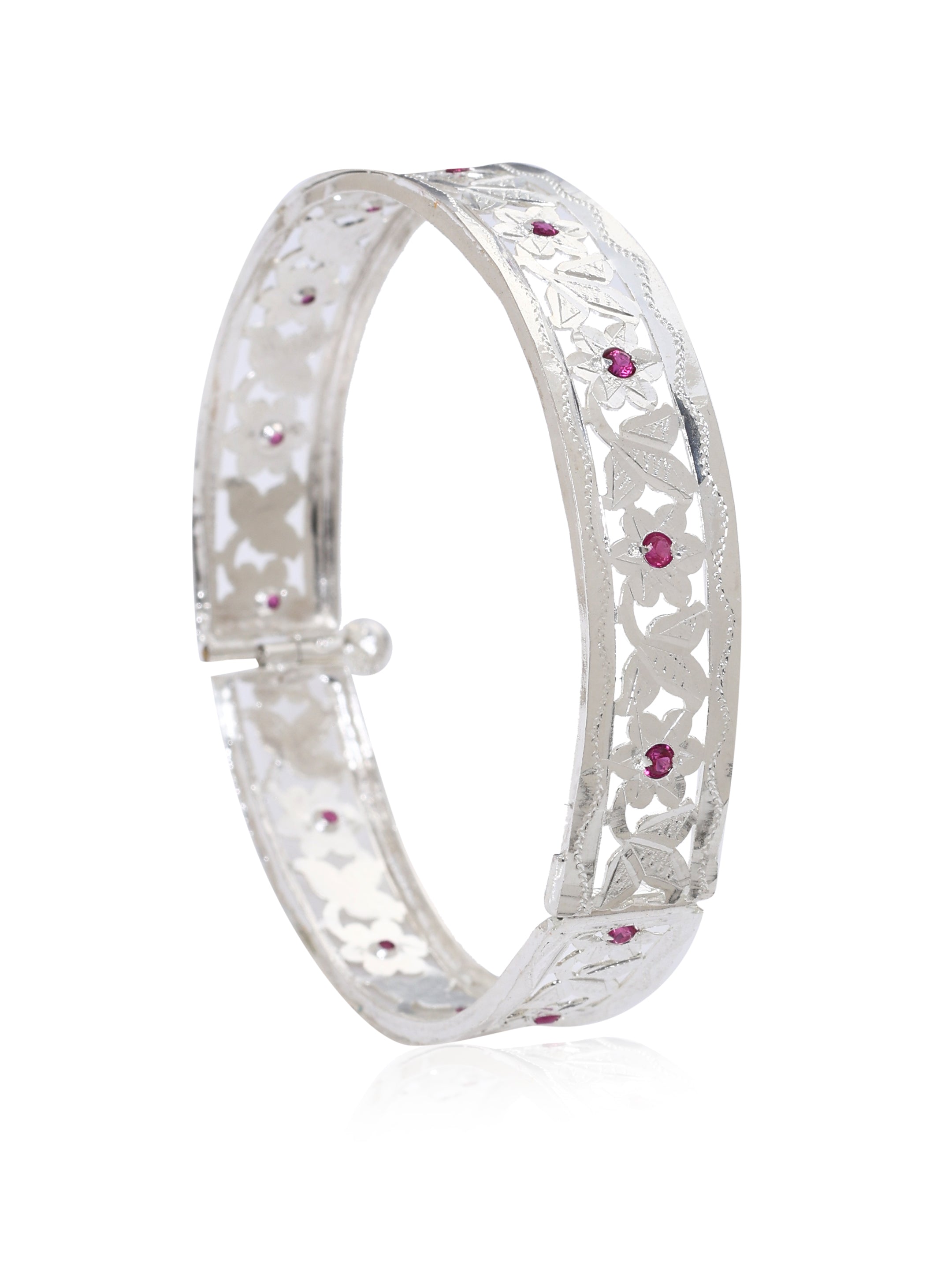 Alka Handmade Silver Bangle