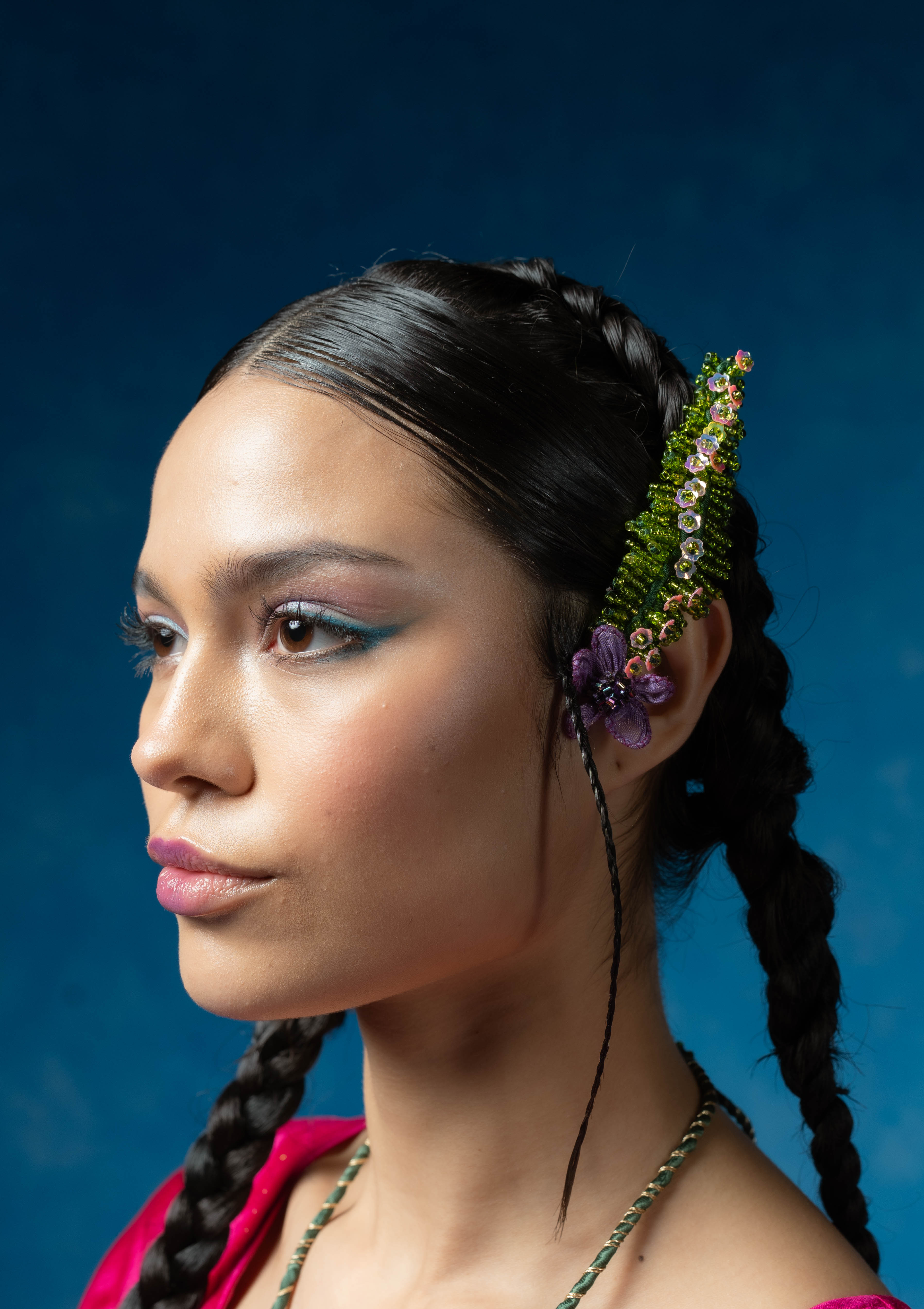 Suggha Floral Clip