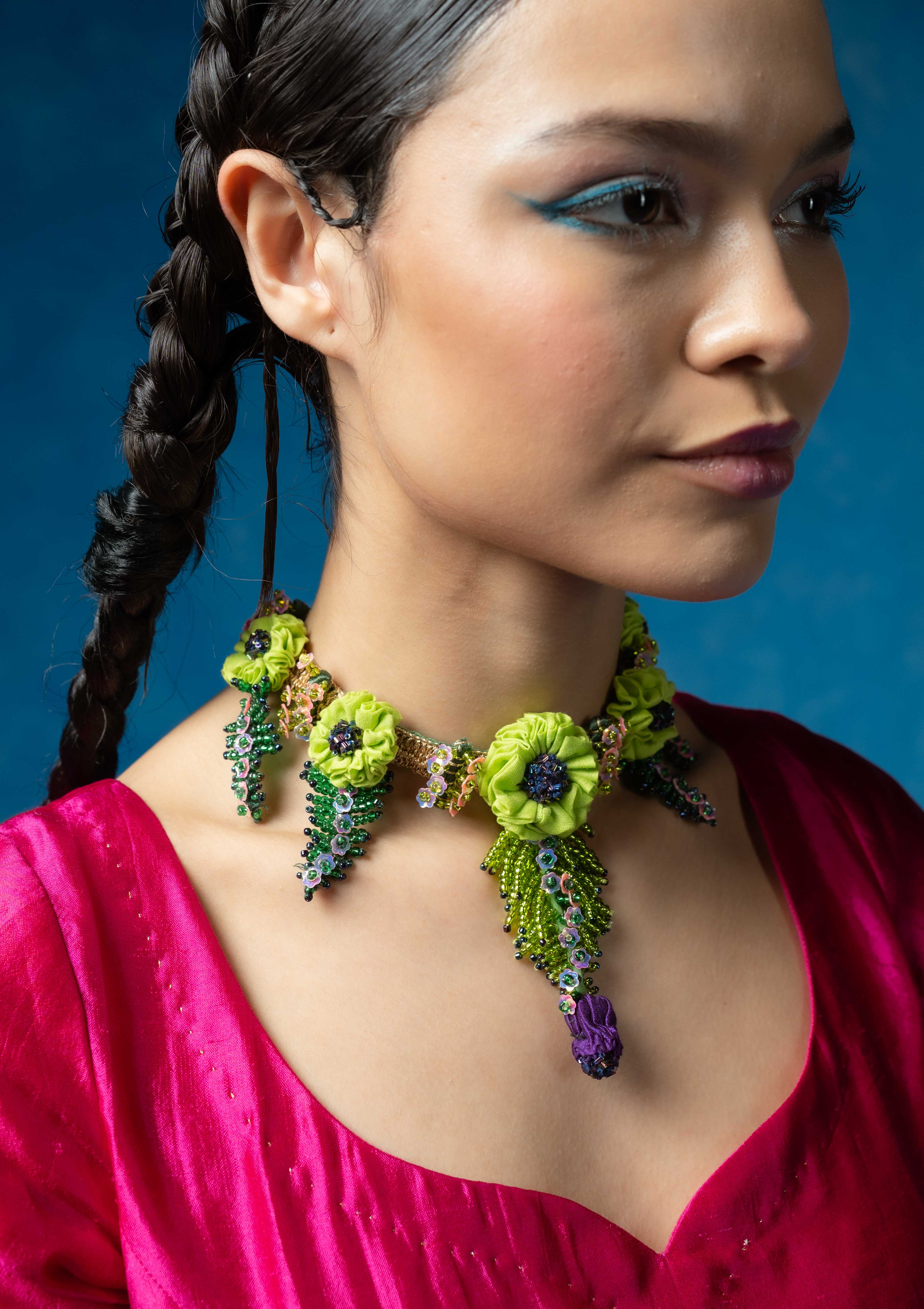 Suggha Floral Necklace