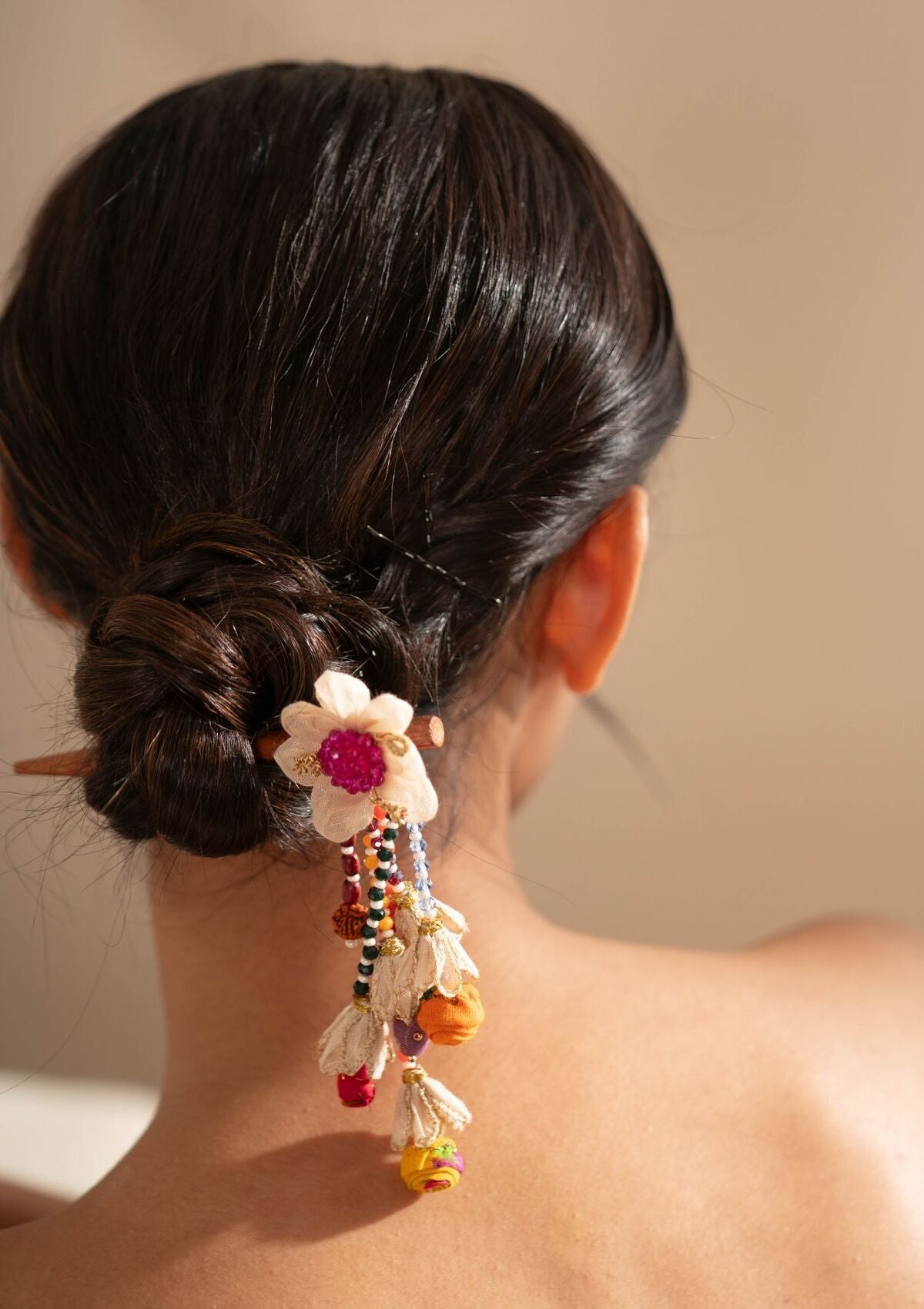 Aili Floral Juda Stick