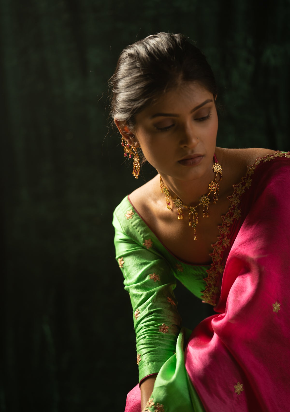 Anar Gold Tone Silver Necklace