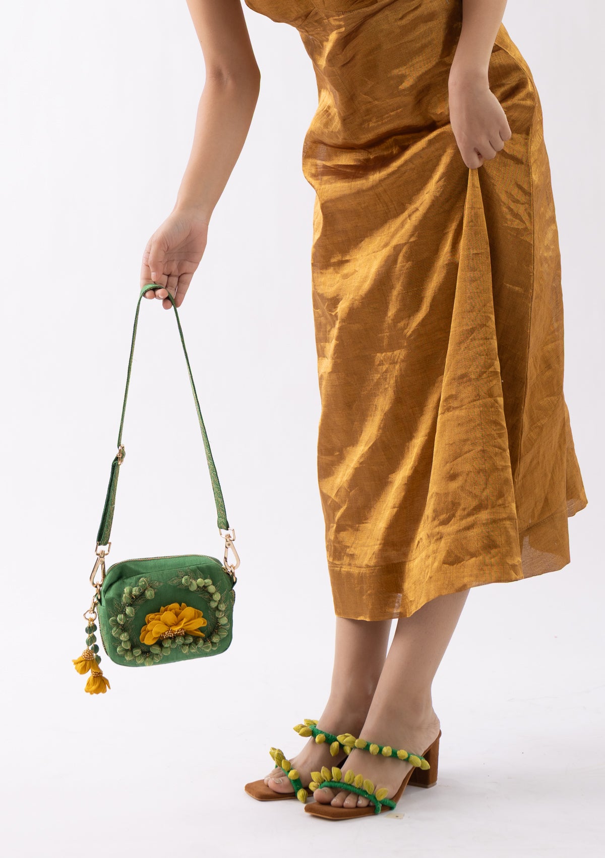 Gudaudi Sling Bag