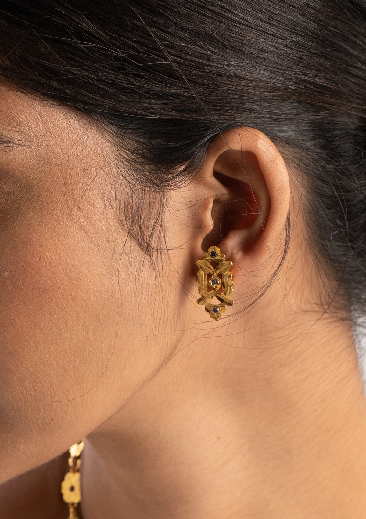 Chuni Gold Tone Silver Earrings