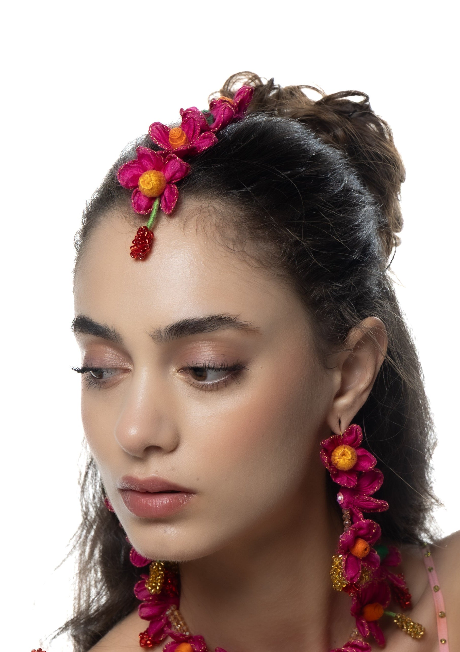 Kamboja Floral Mangtikka