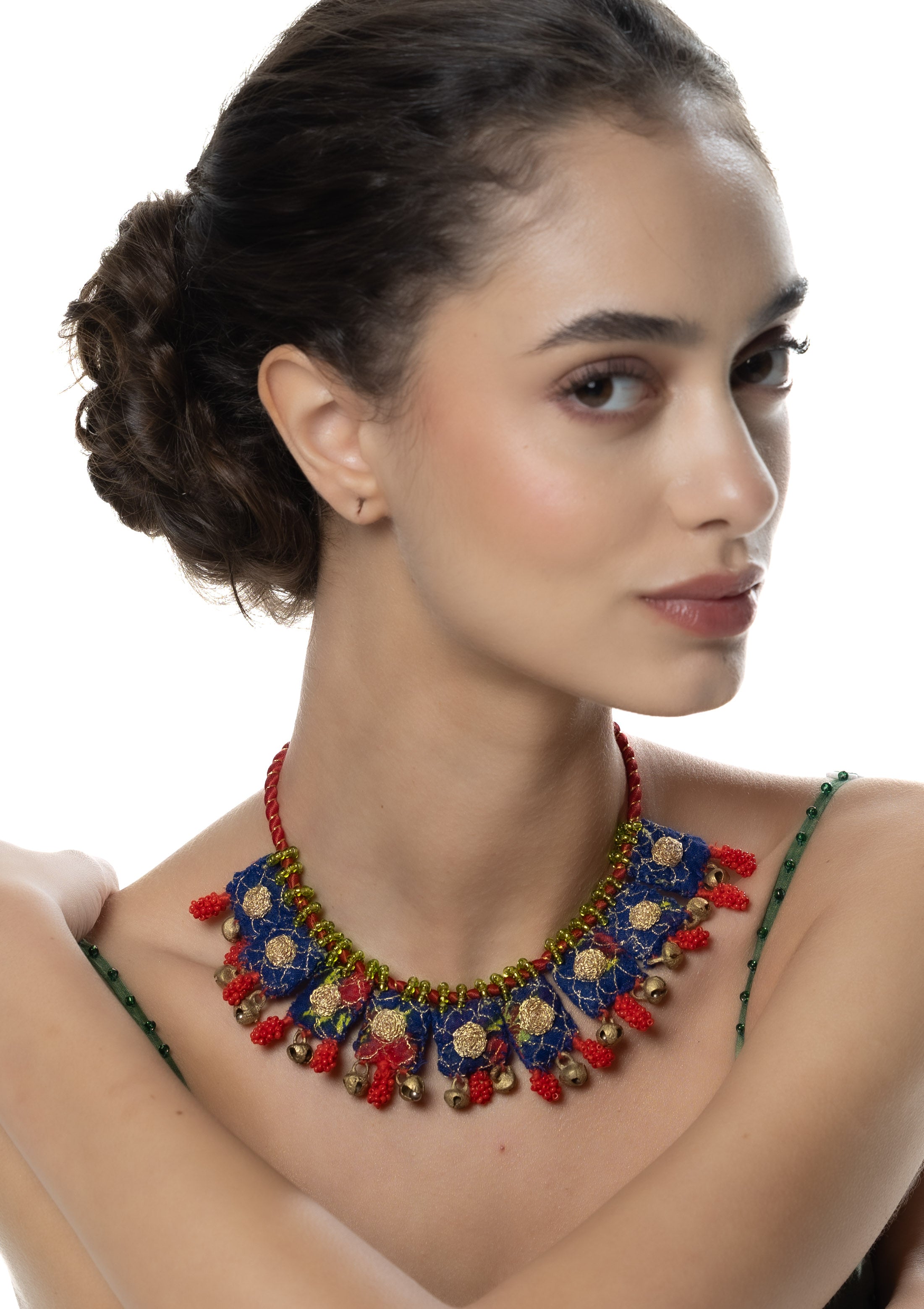 Jhankriti Floral Necklace