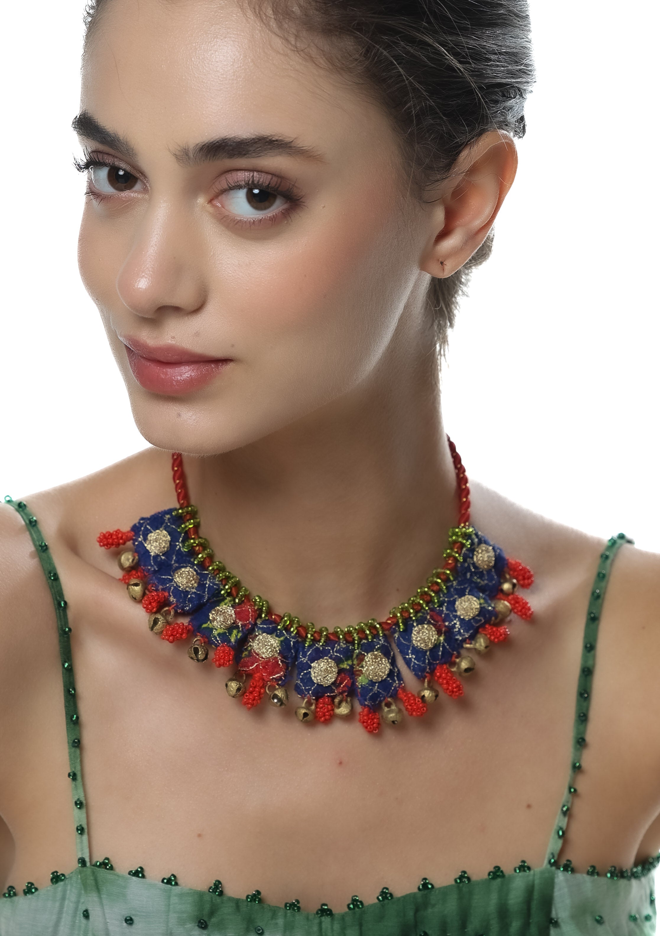 Jhankriti Floral Necklace