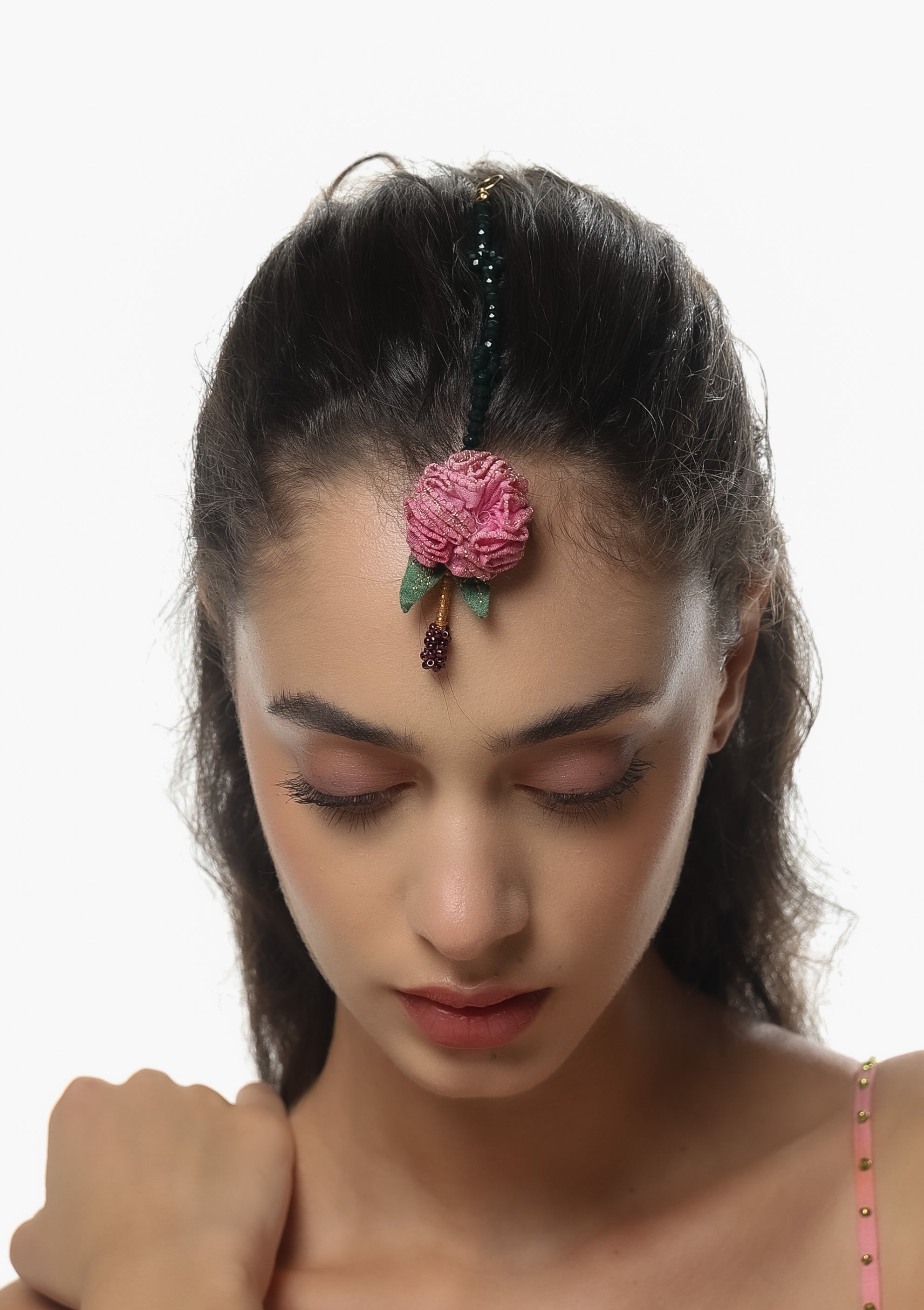 Vasumati Floral Mangtikka