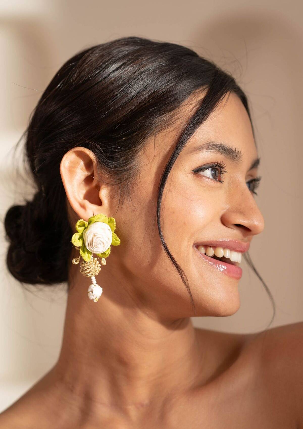 Deeya Floral Earrings