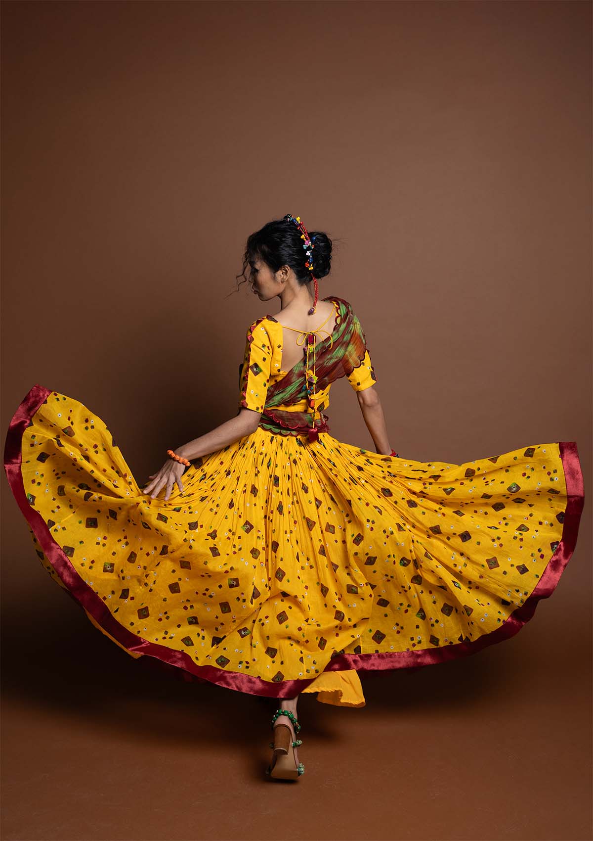 Thumki Ghagra, Choli & Dupatta Set