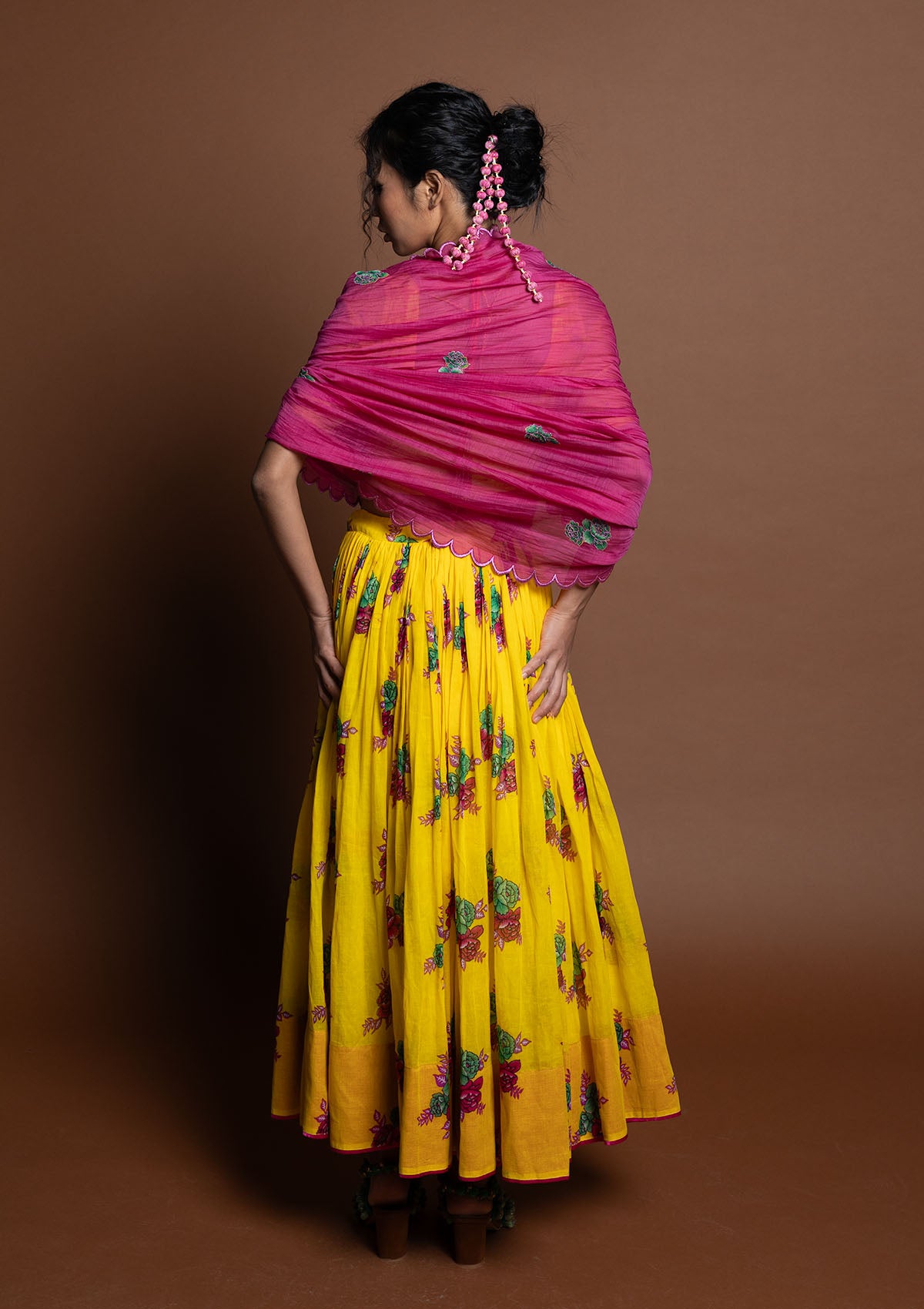 Ghunghati Ghagra, Choli & Dupatta Set