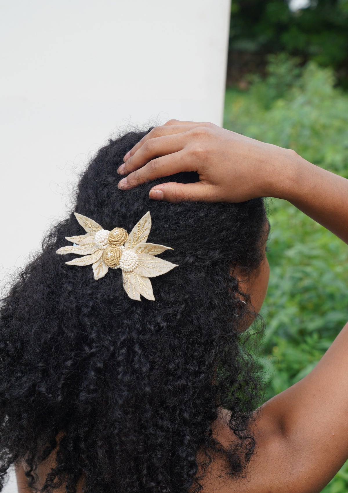 Maya Floral Clip