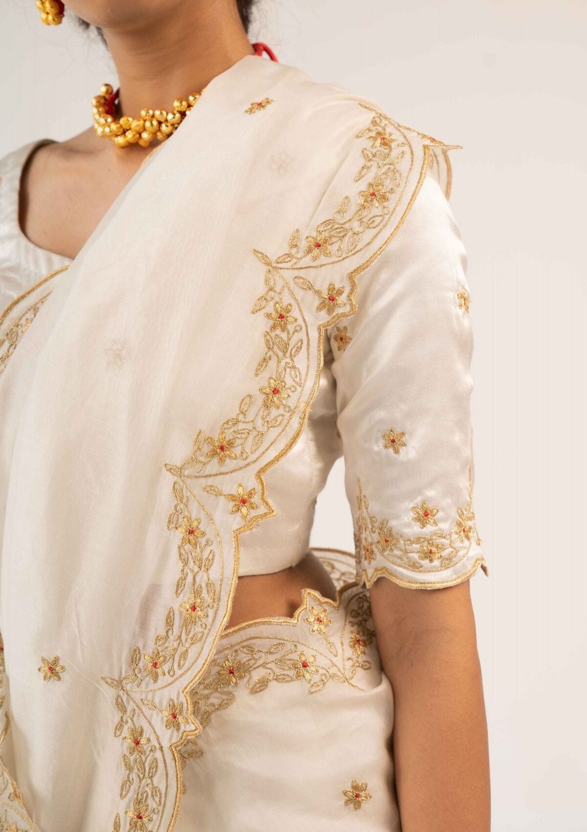 Doodhi Ivory saree