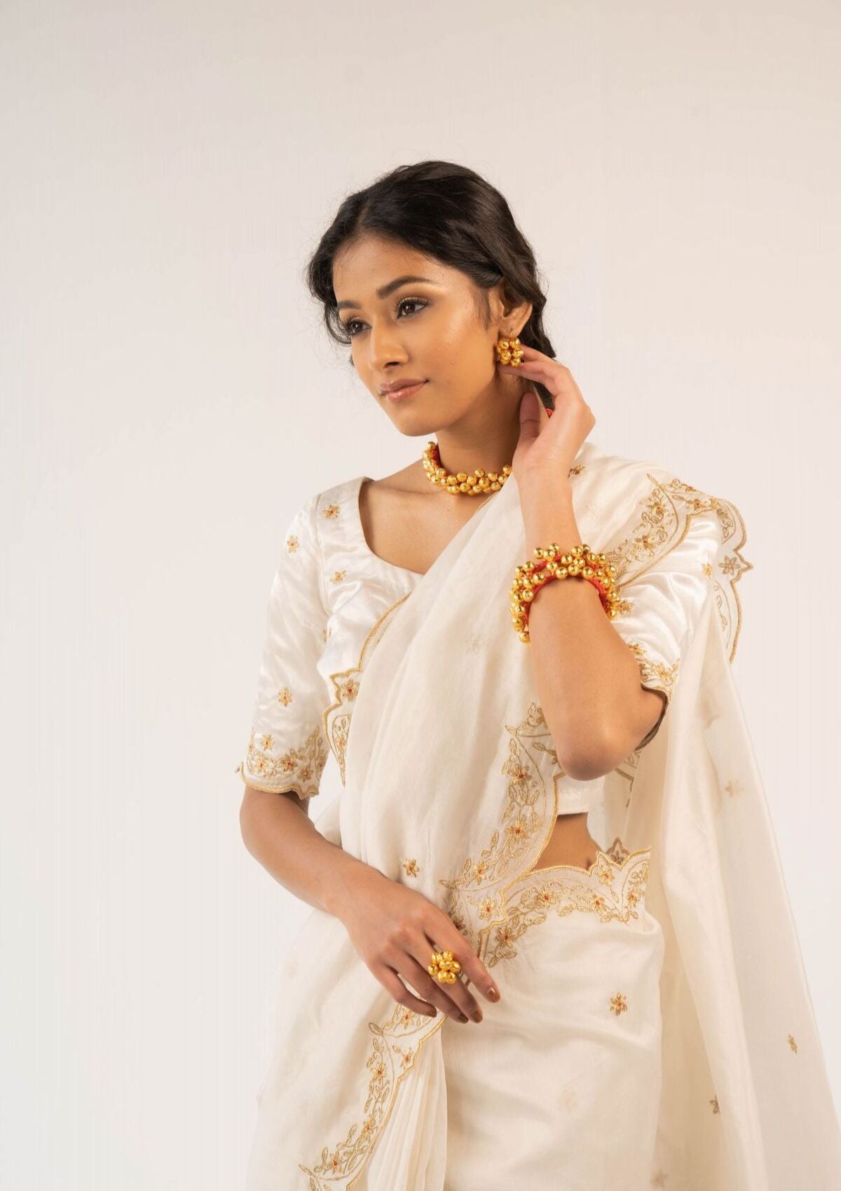 Doodhi Ivory saree