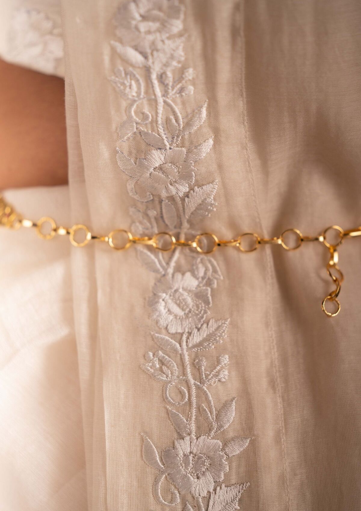 Dorri Gold Tone Silver Kamarband