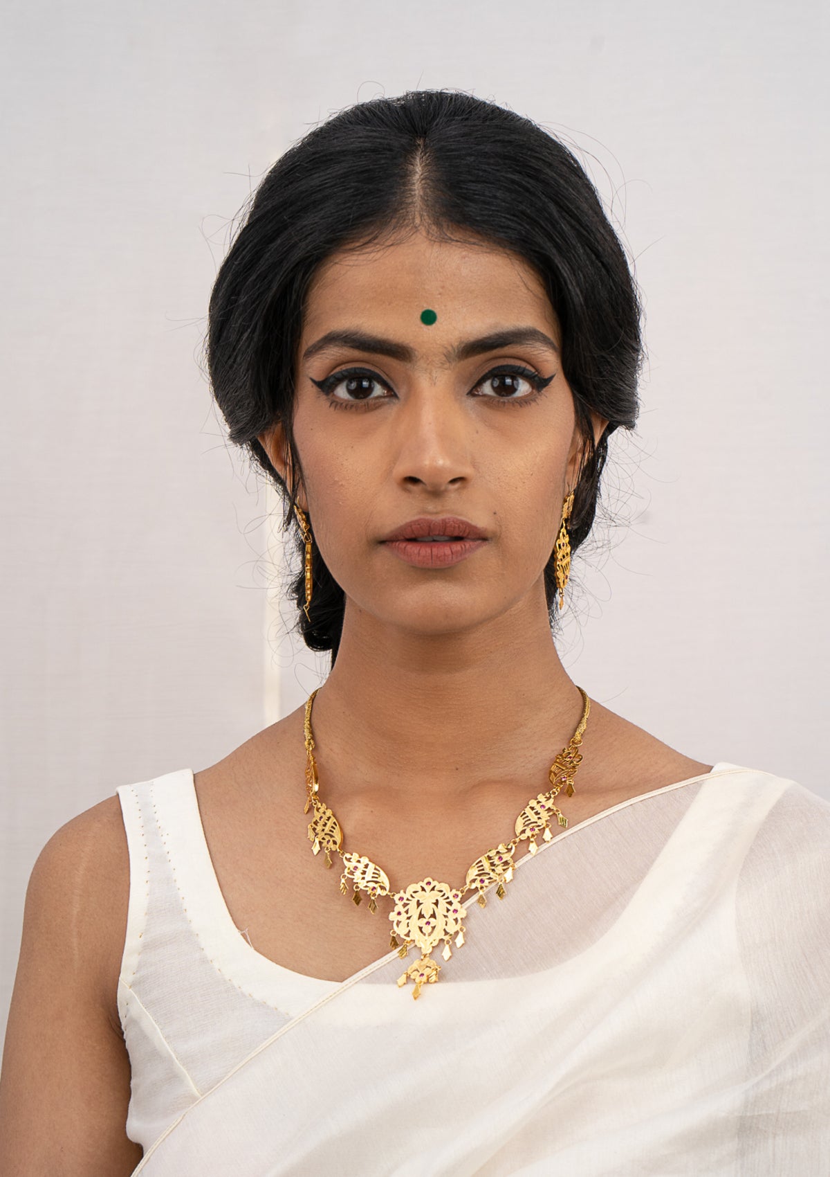 Duaa Gold Tone Silver Necklace