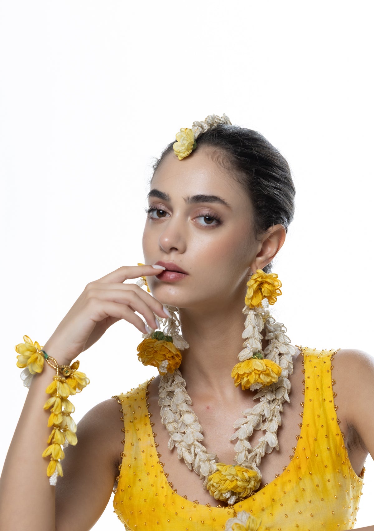 Basanti Jewellery Set