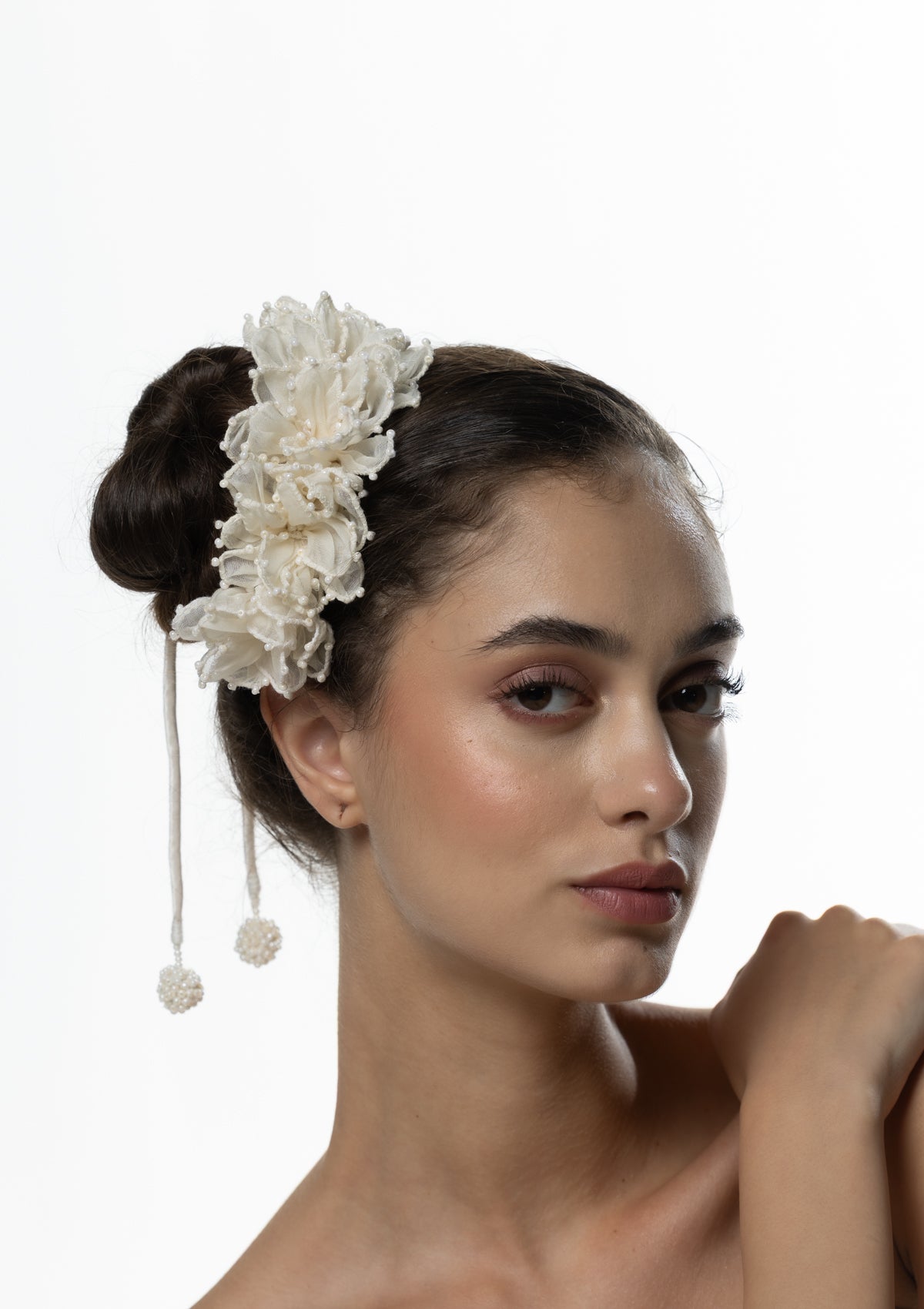 Varsha Lily Gajra