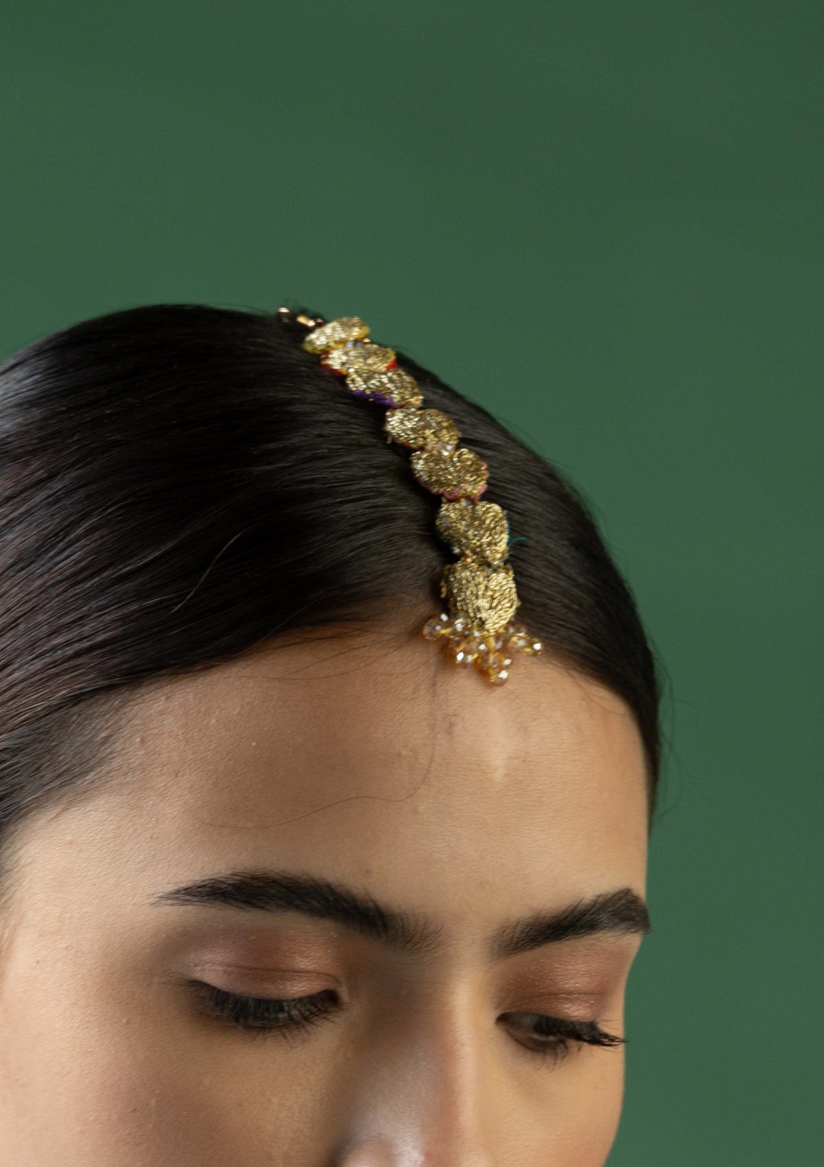 Daisy Floral Mangtikka