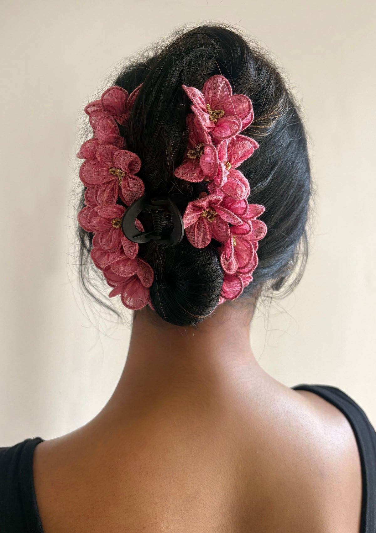 Nalini Floral Cluster