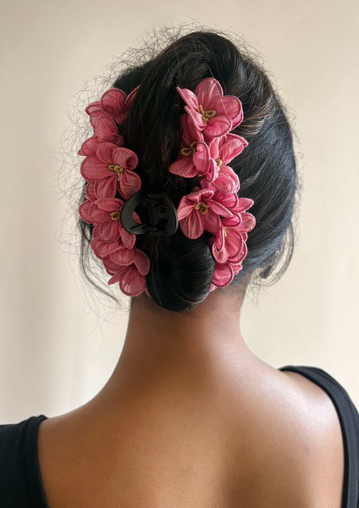 Nalini Floral Cluster