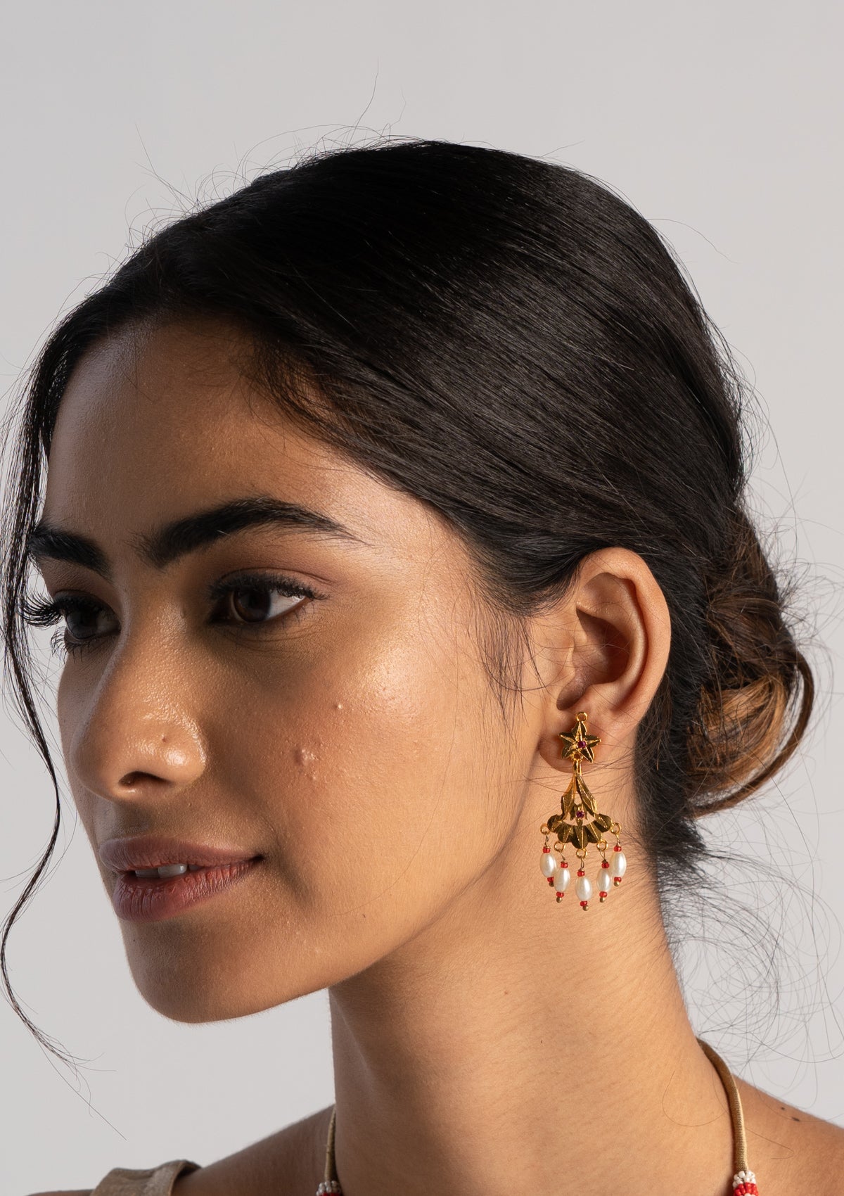 Jheel Gold Tone Silver Earring