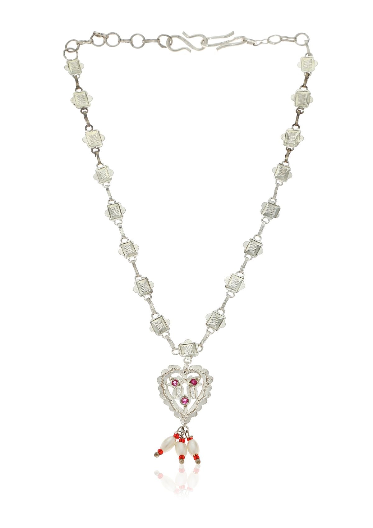 Juhi Silver Necklace