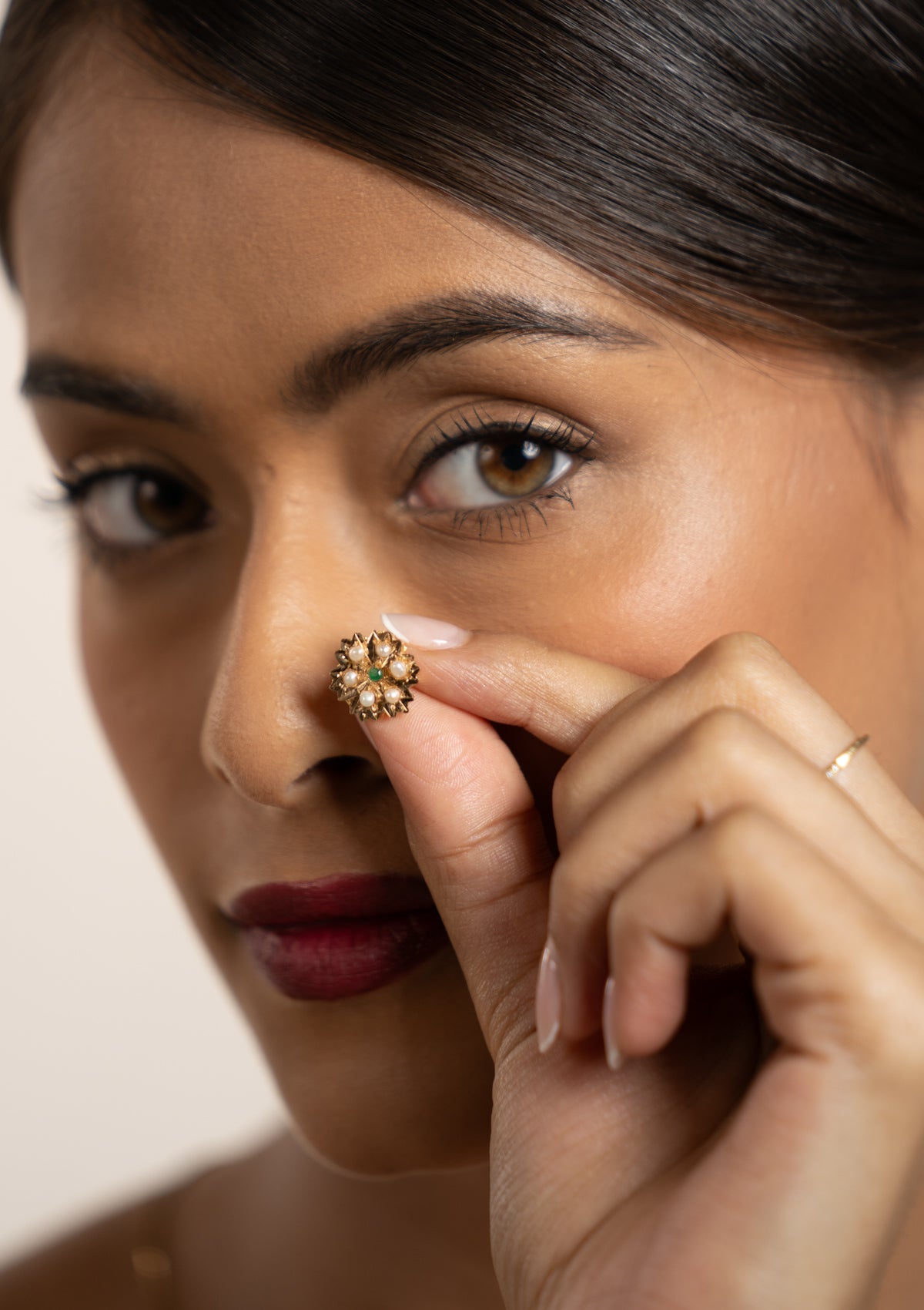 Aadhara Gold Nosepin