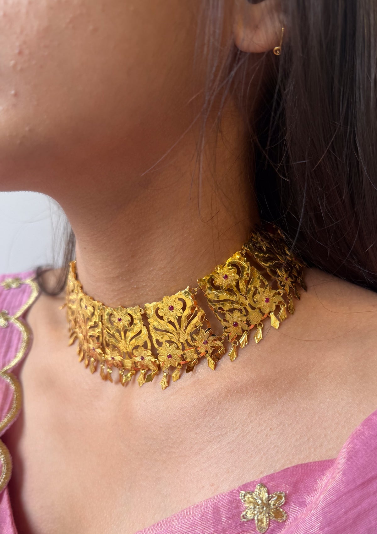 Kaveri Gold Tone Silver Necklace