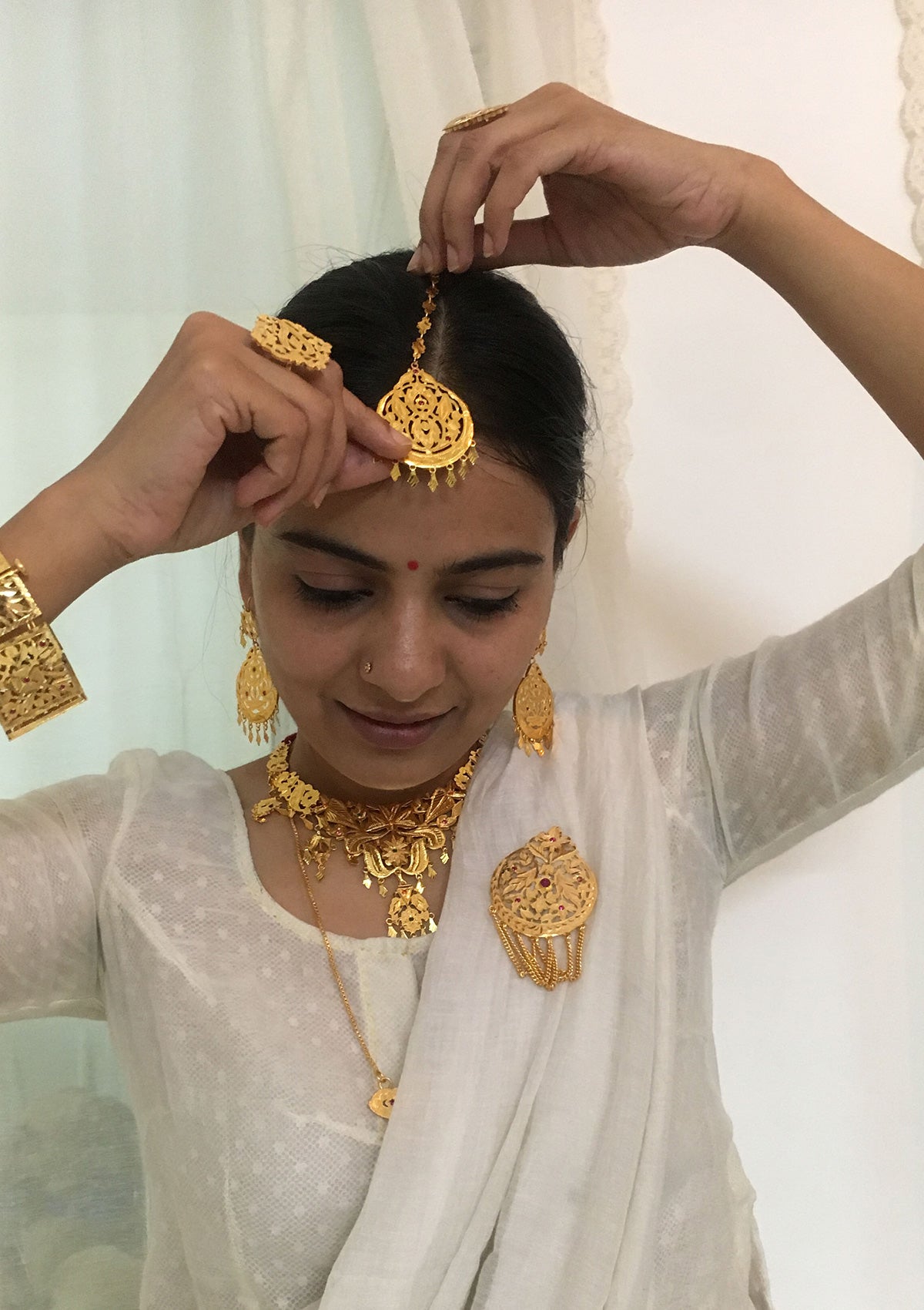 Morni Handmade Gold tone Silver Mangtikka