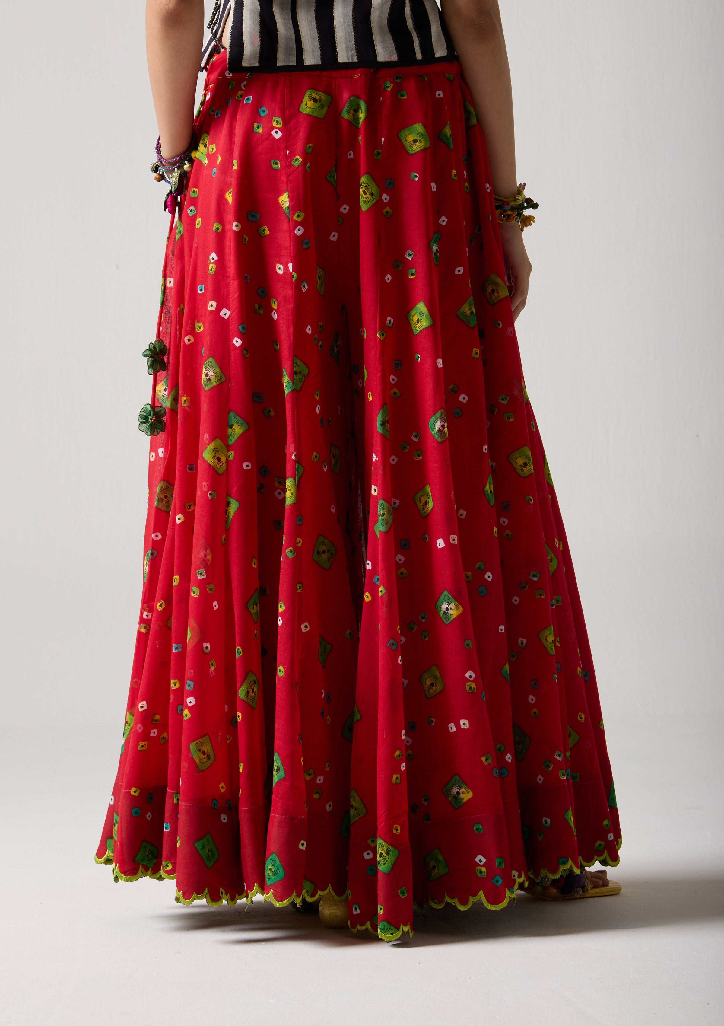 Fire Pop Divider Skirt