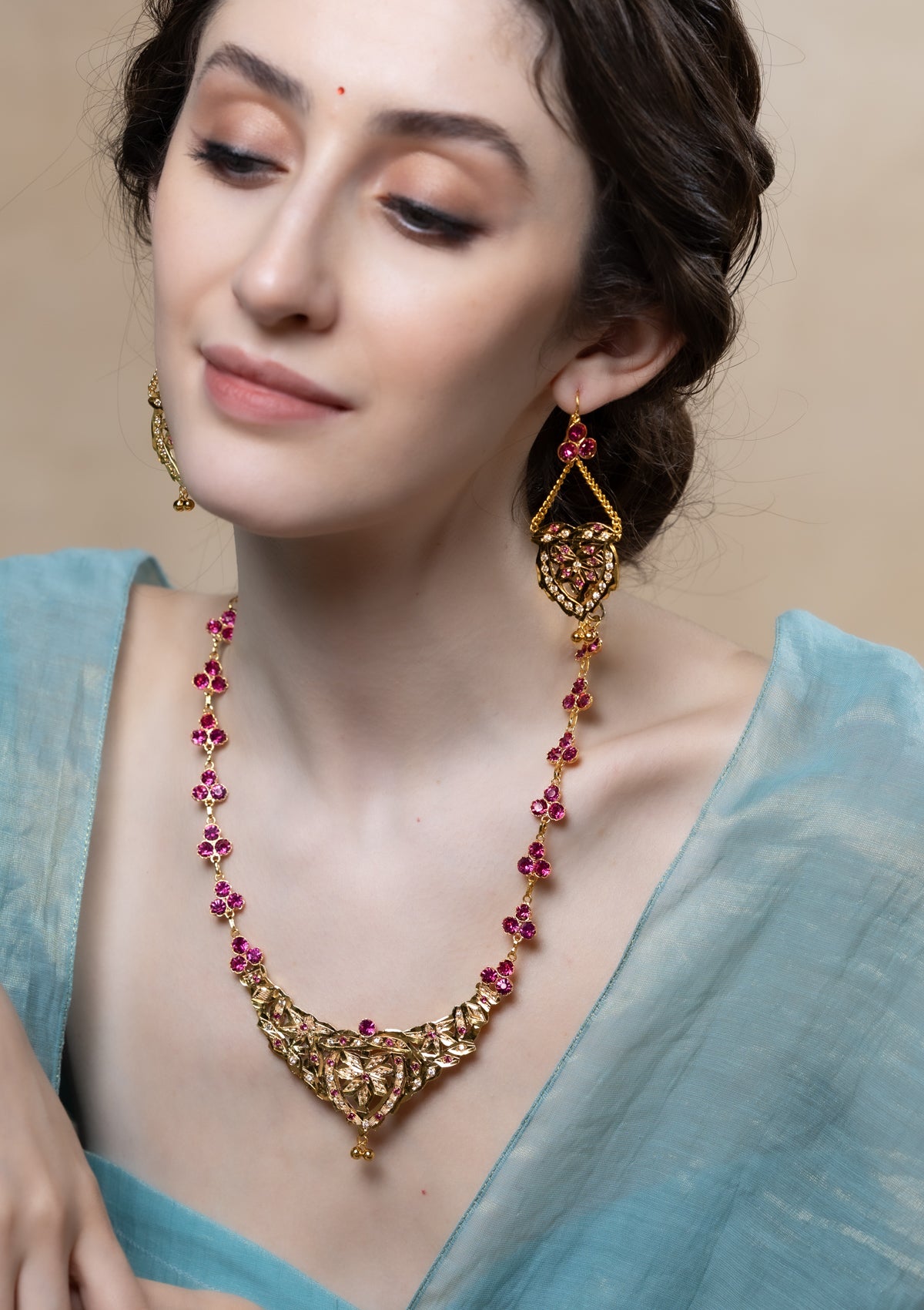 Nabila Gold Tone Silver Necklace & Earrings Set