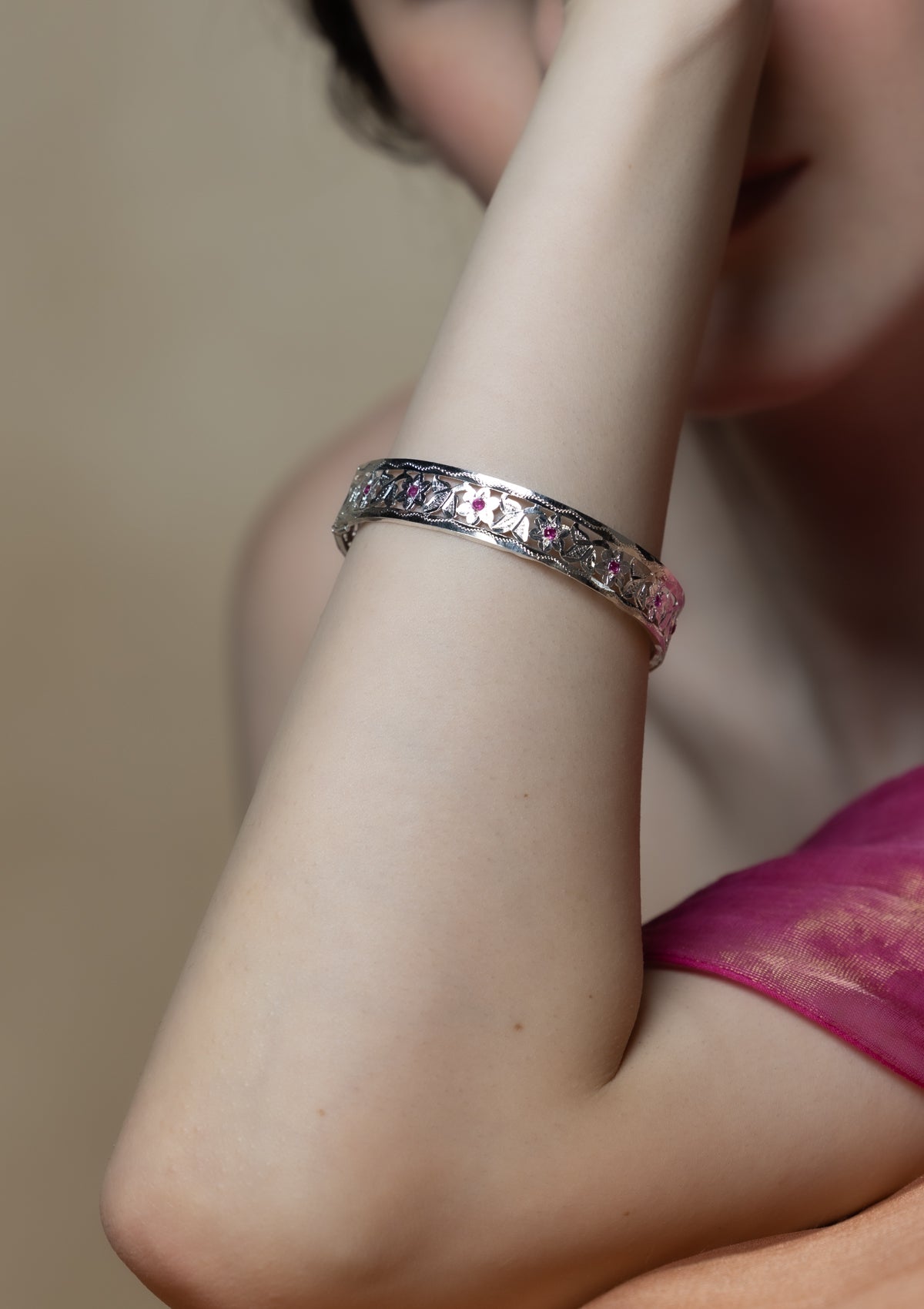 Alka Handmade Silver Bangle