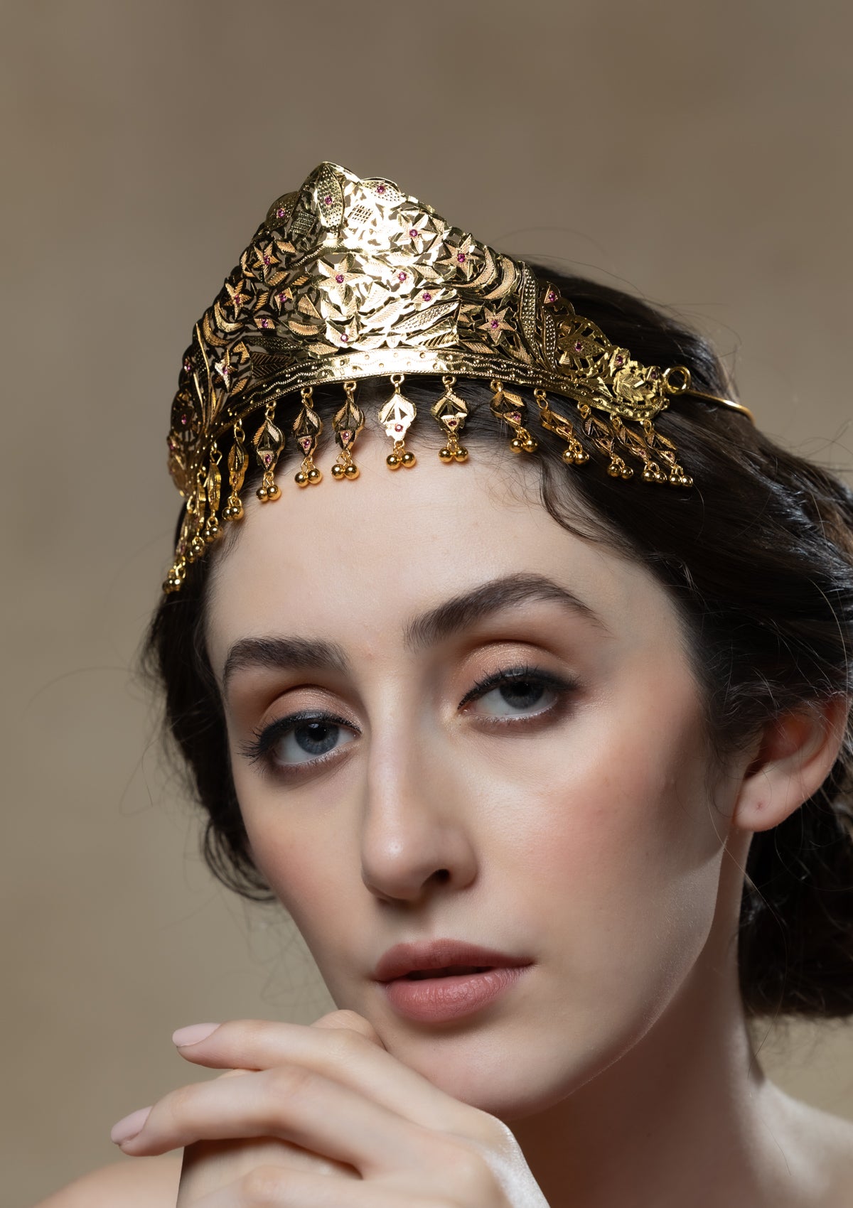 Halima Gold Tone Silver Mukut