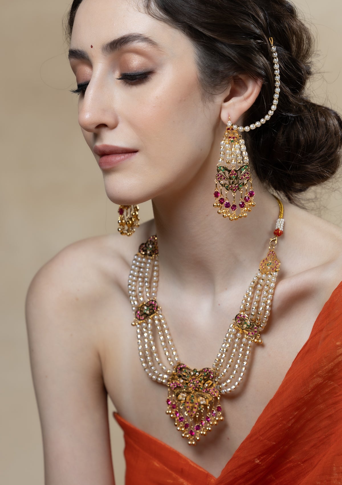 Junaina Gold Tone Silver Necklace & Earrings