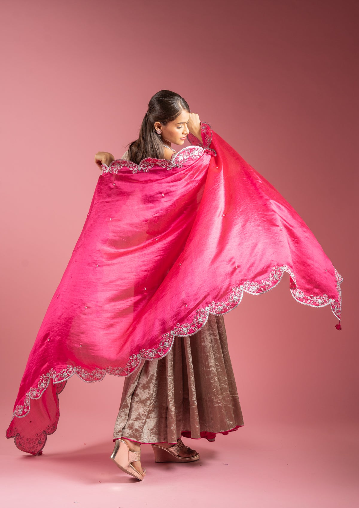 Chandi Dupatta