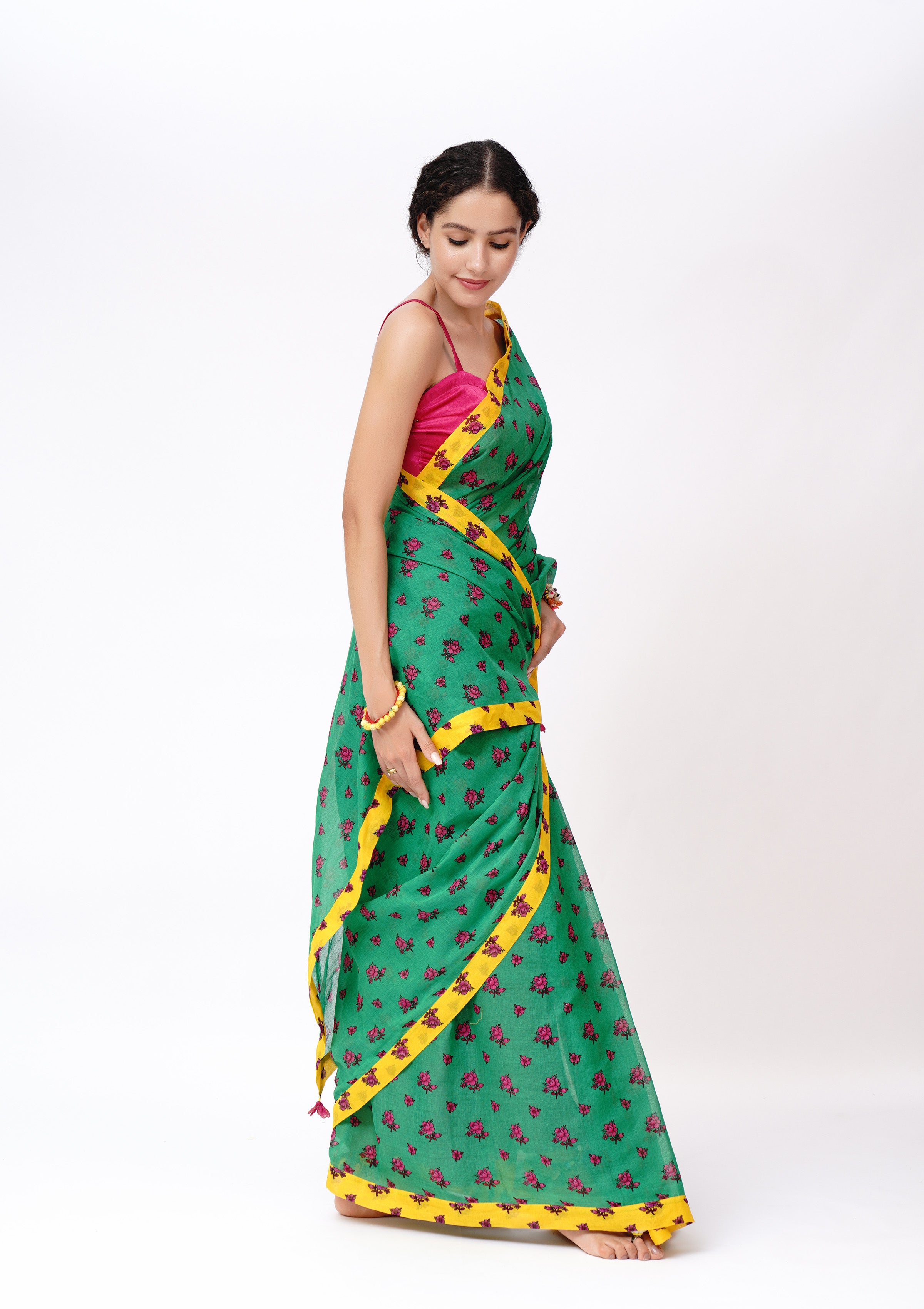 Triptiya Saree