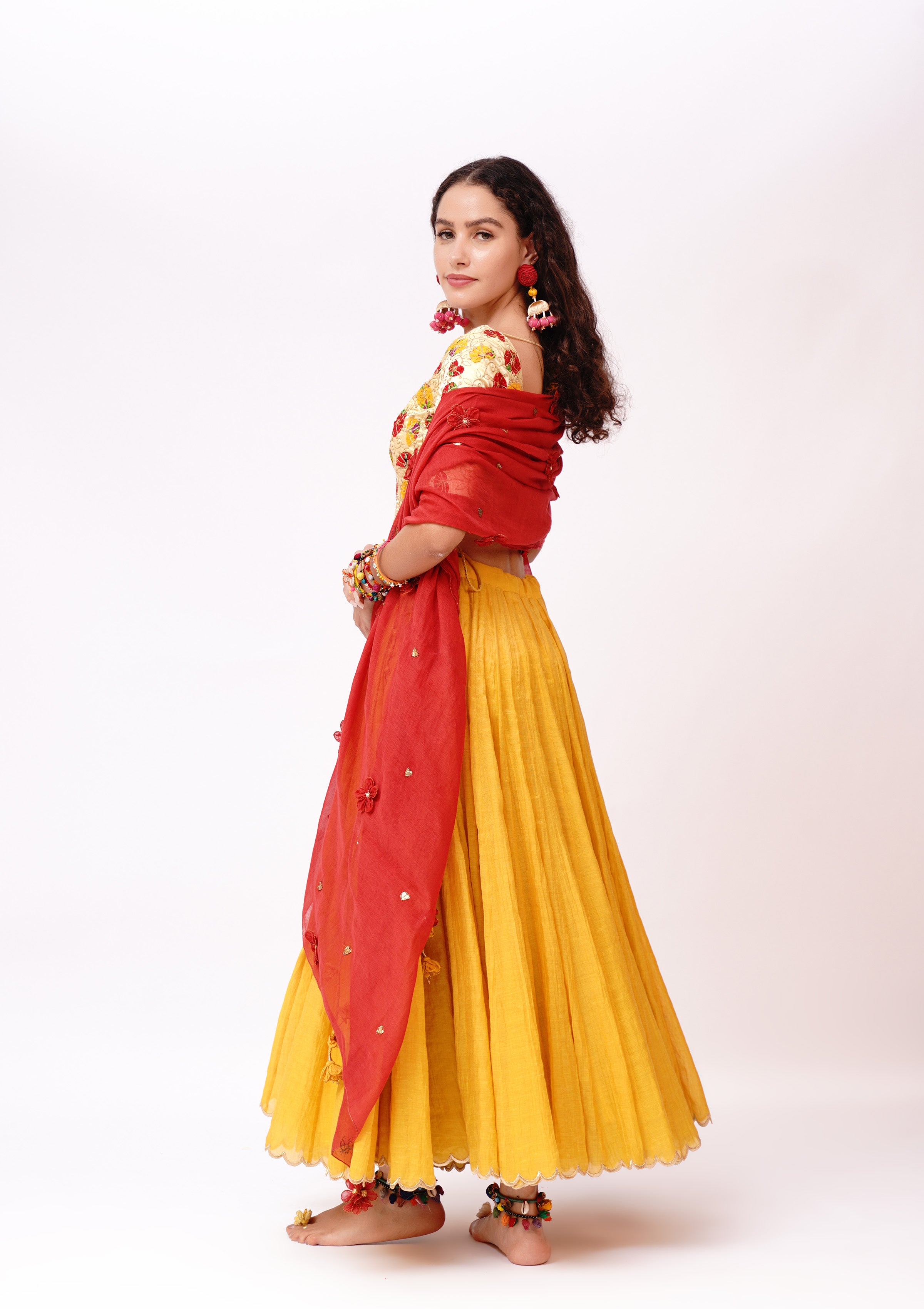 Ambeyaa Ghagra, Choli & Dupatta Set