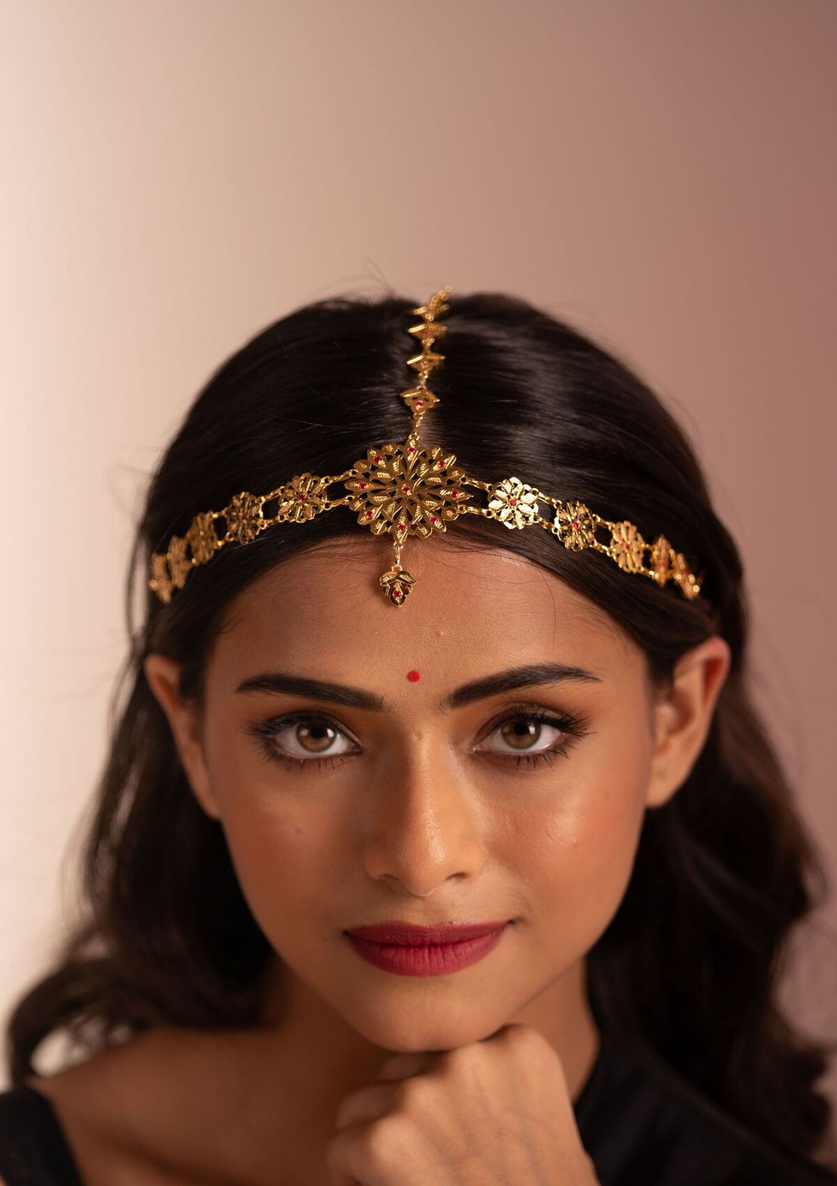 Pushpa Gold Tone Silver Mathapatti