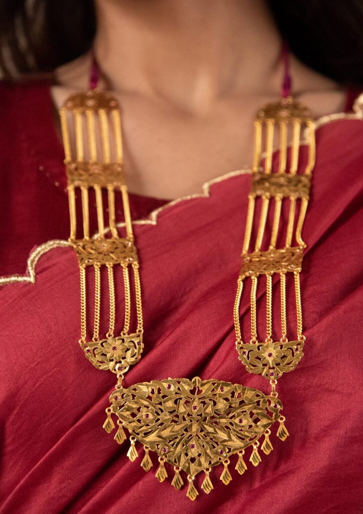 Rani Haar Gold Tone Silver Necklace