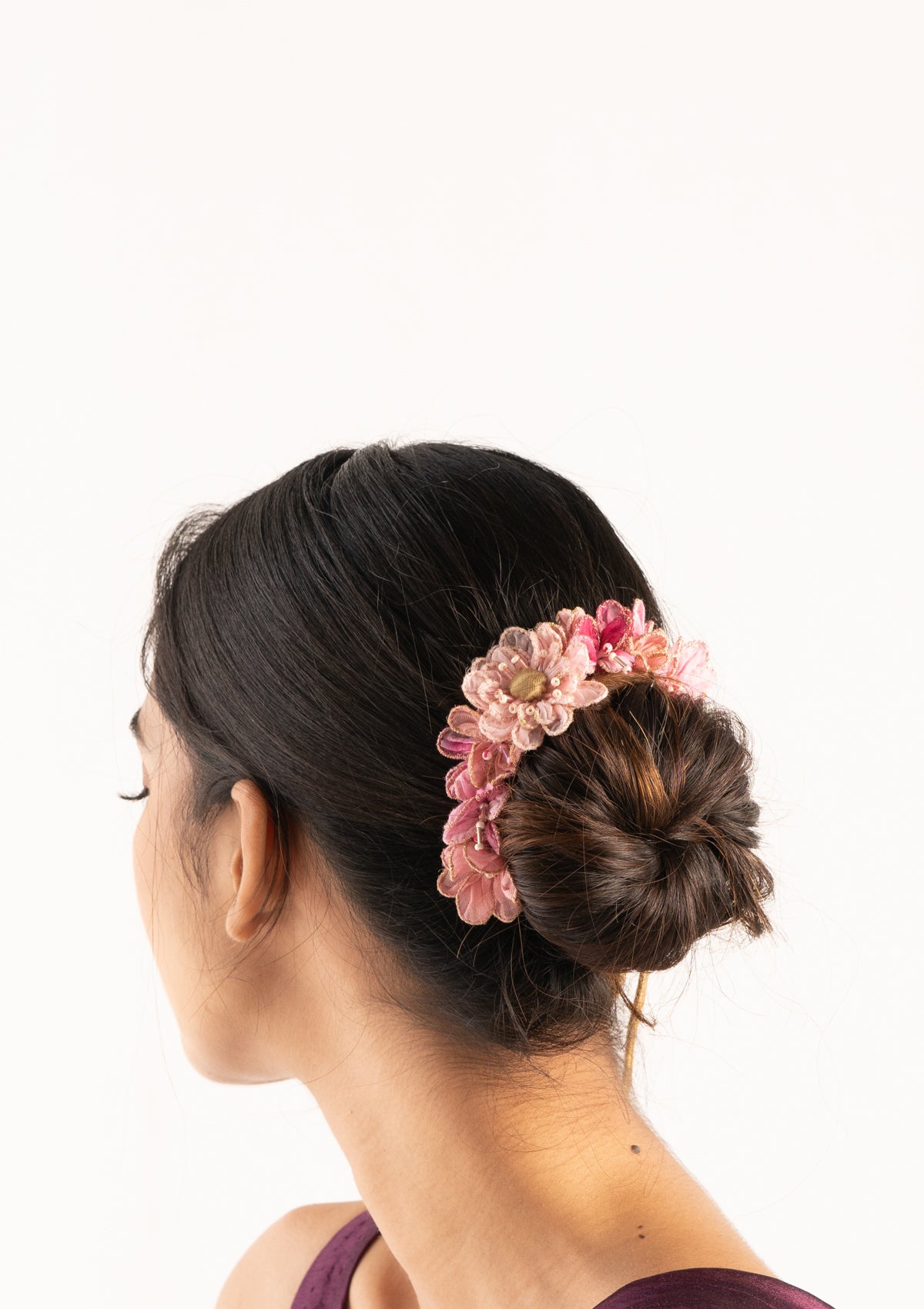 Saga Pink Floral Gajra