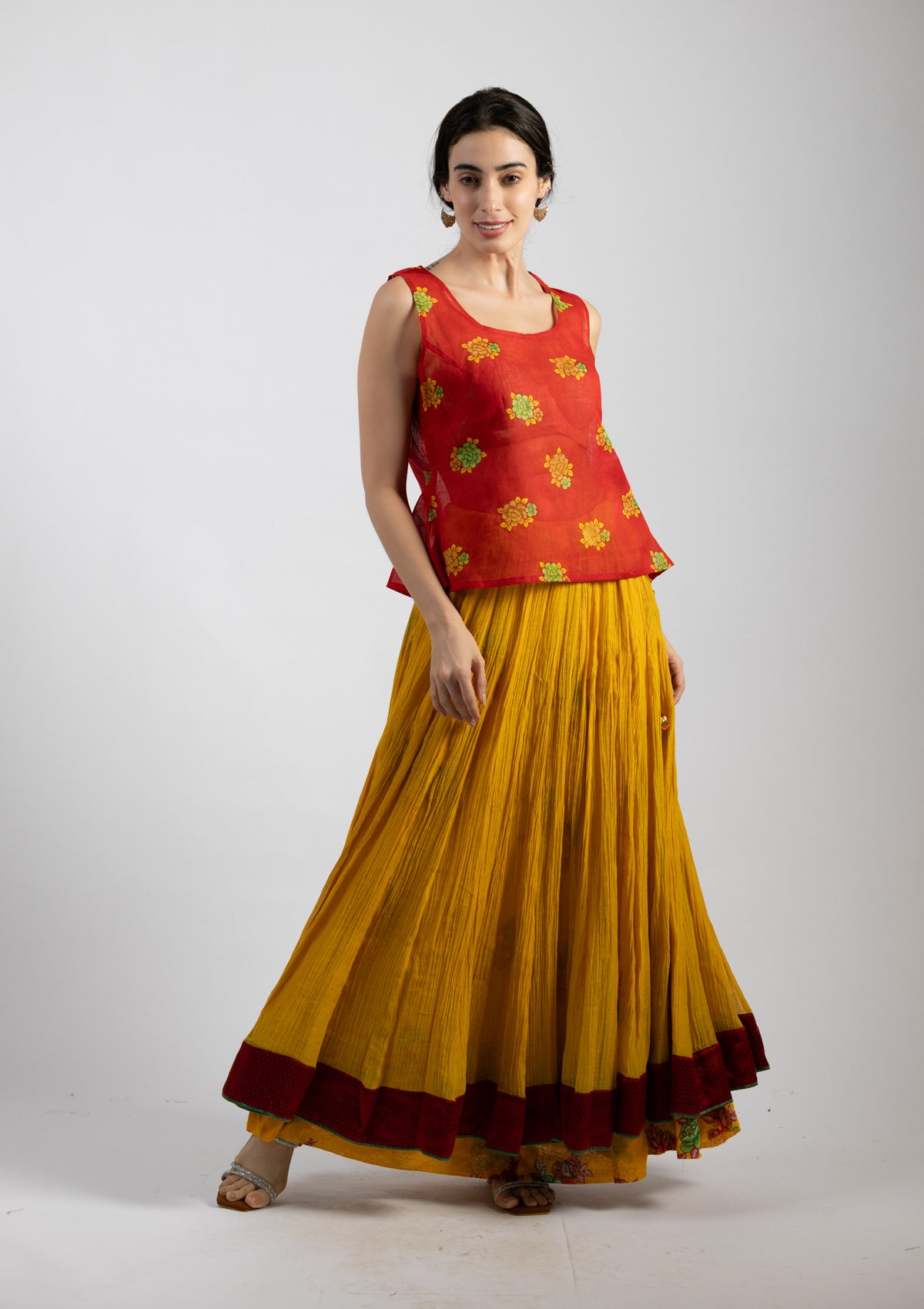 Red Beauty Cotton Top - Size Small