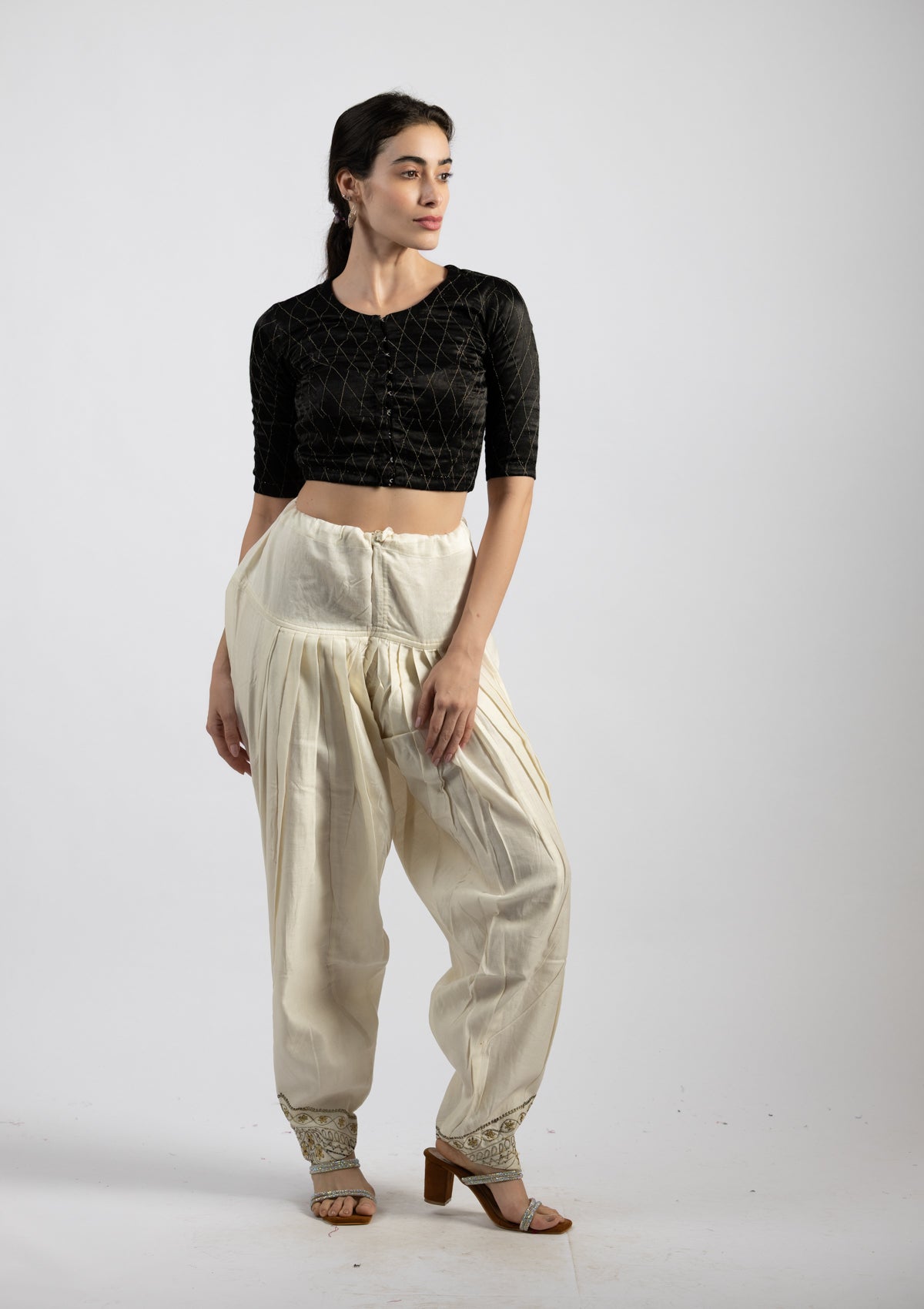 Snowline Chanderi Bottoms - Size Extra Large