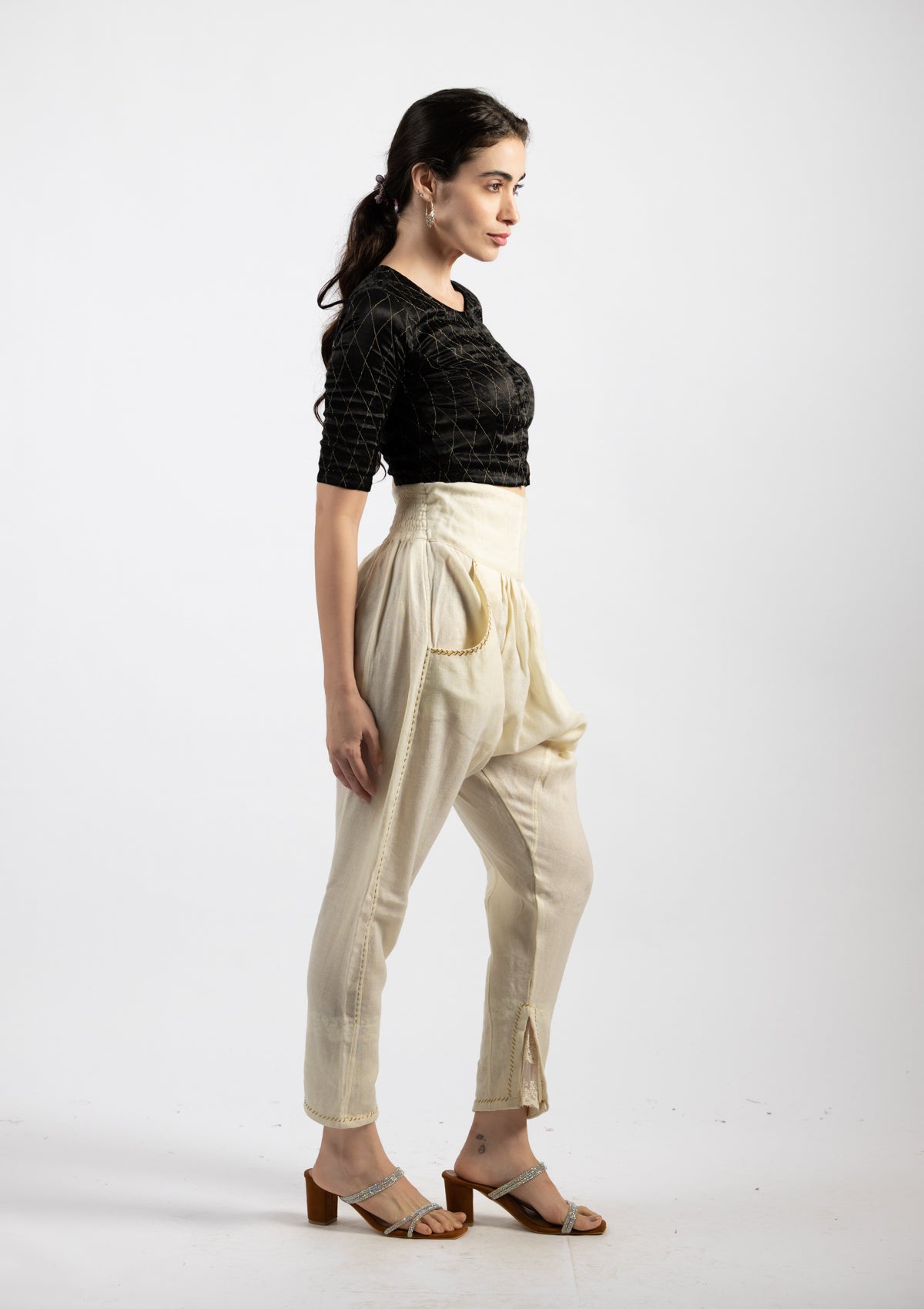 White Snow Moss Cotton Trousers - Size Medium