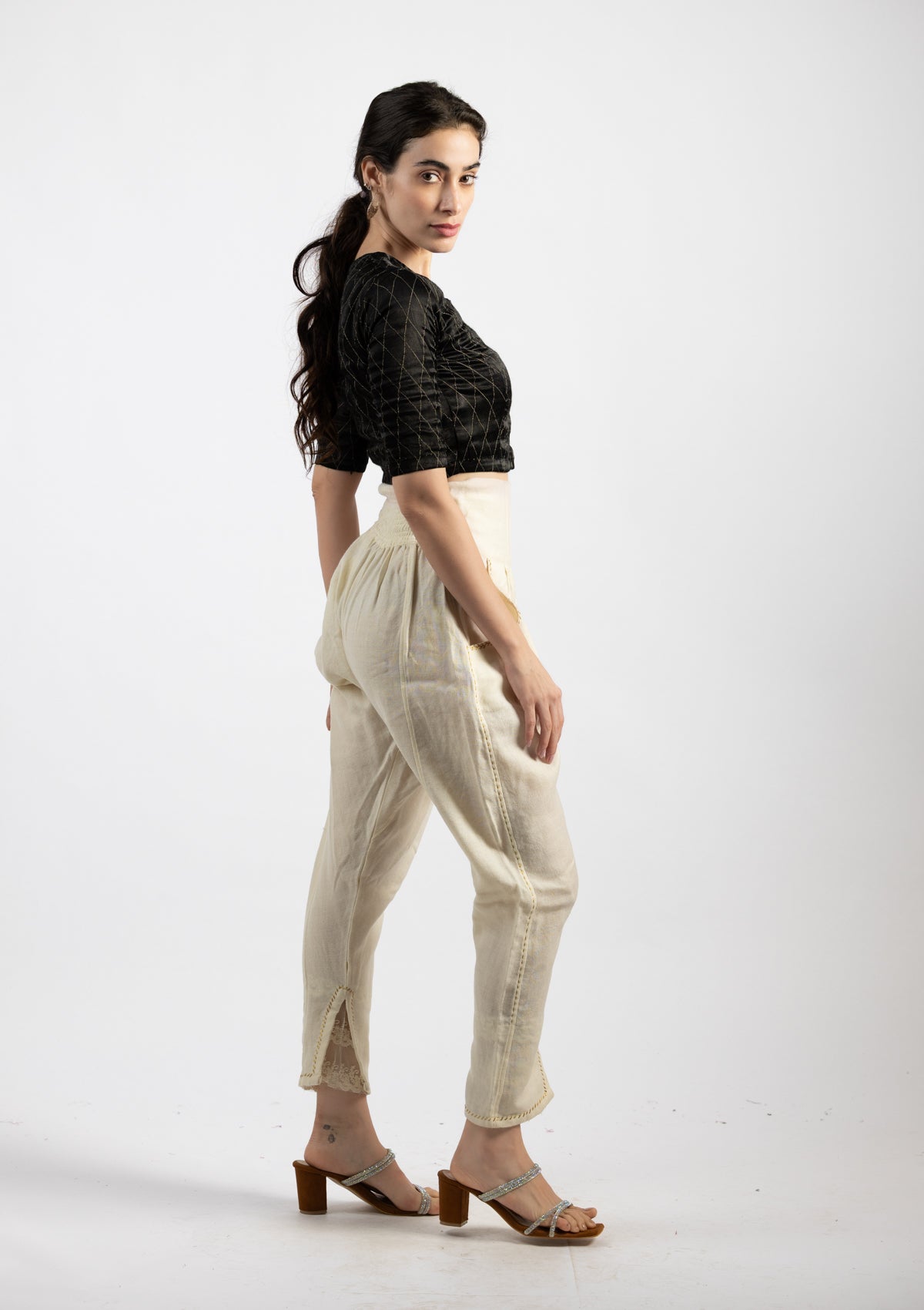 White Snow Moss Cotton Trousers - Size Medium