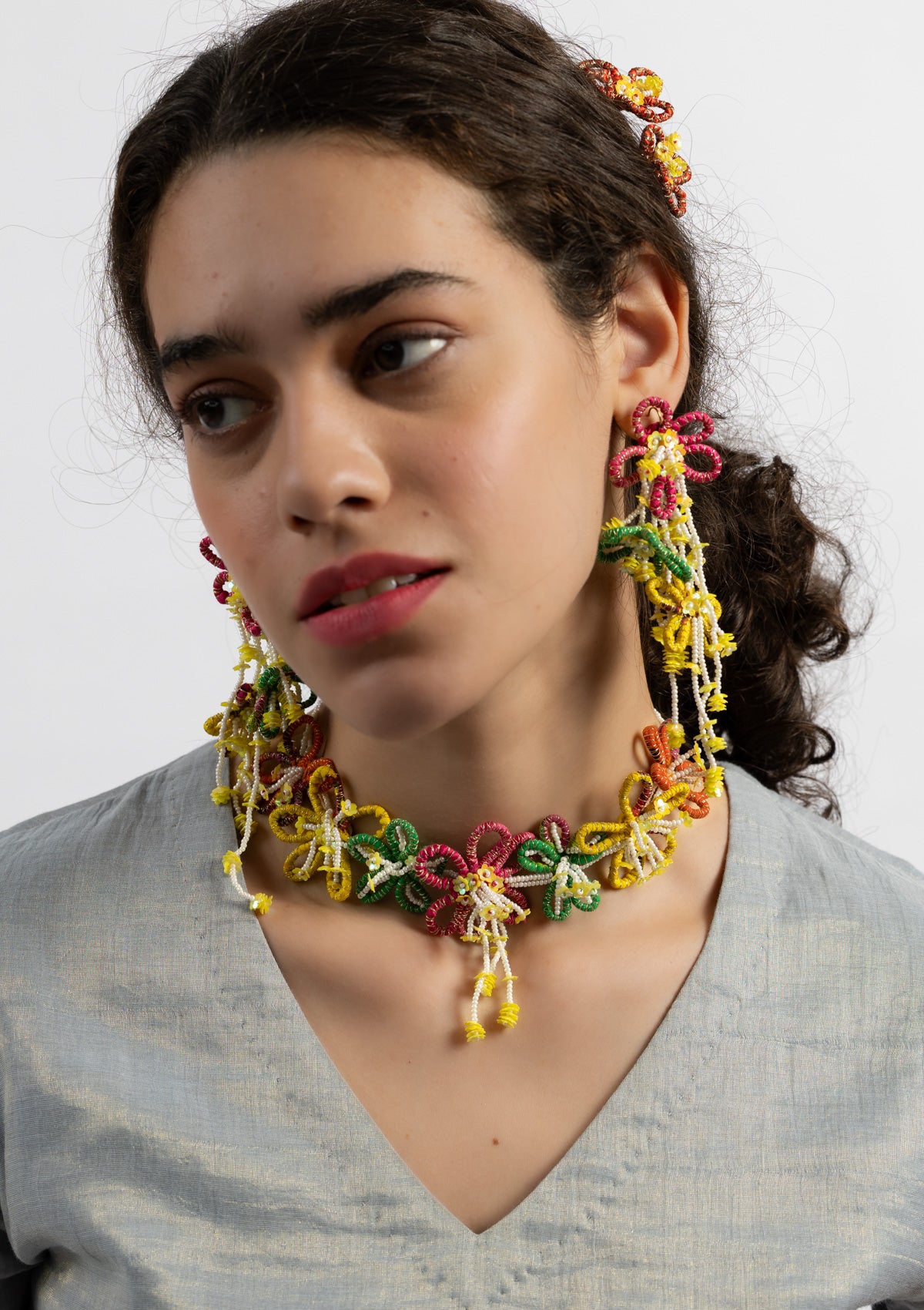 Elaria Floral Necklace & Earrings Set