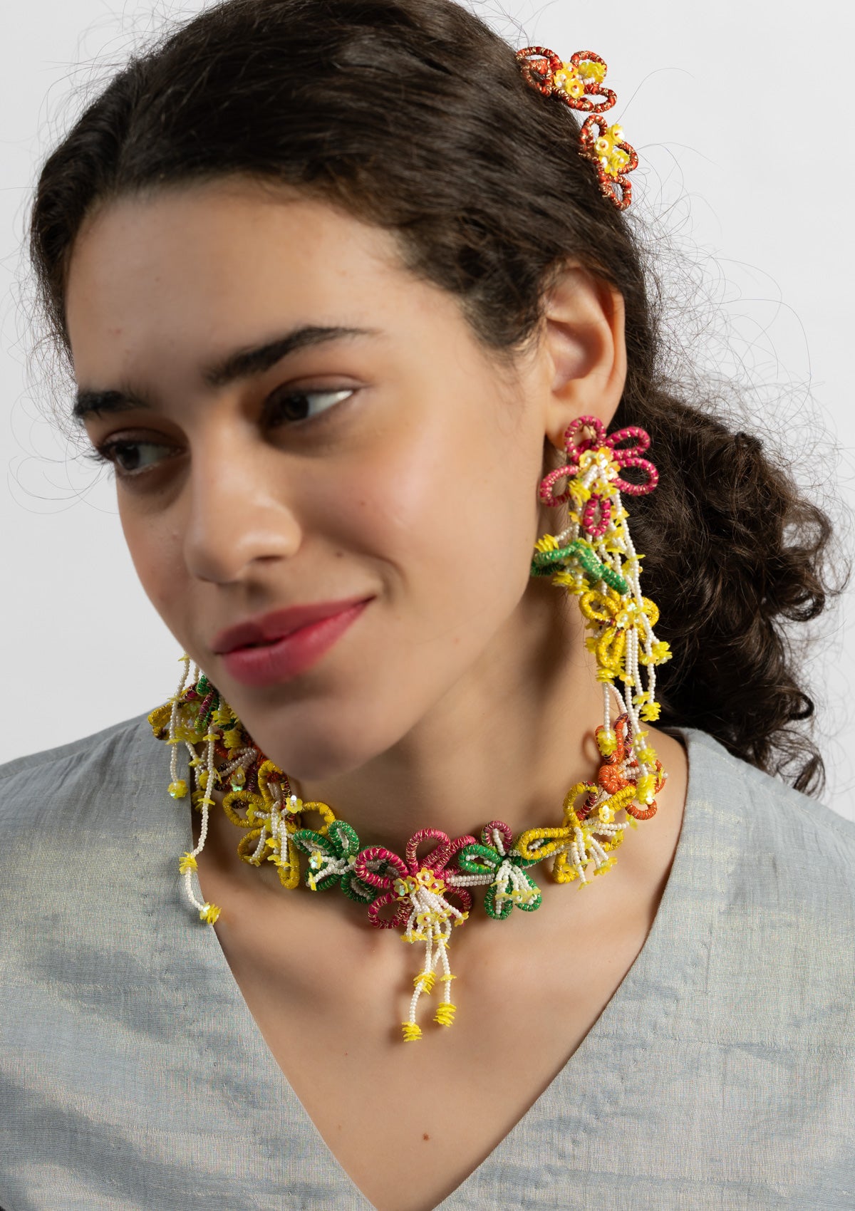 Elaria Floral Necklace & Earrings Set