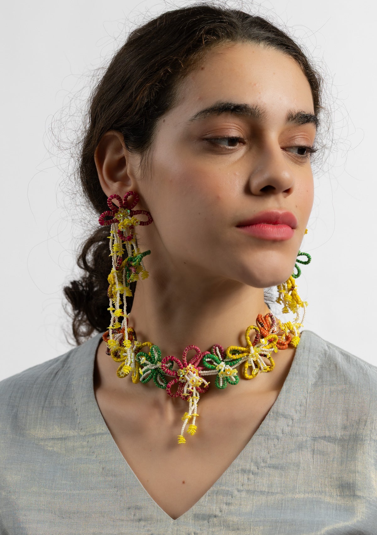 Elaria Floral Necklace & Earrings Set