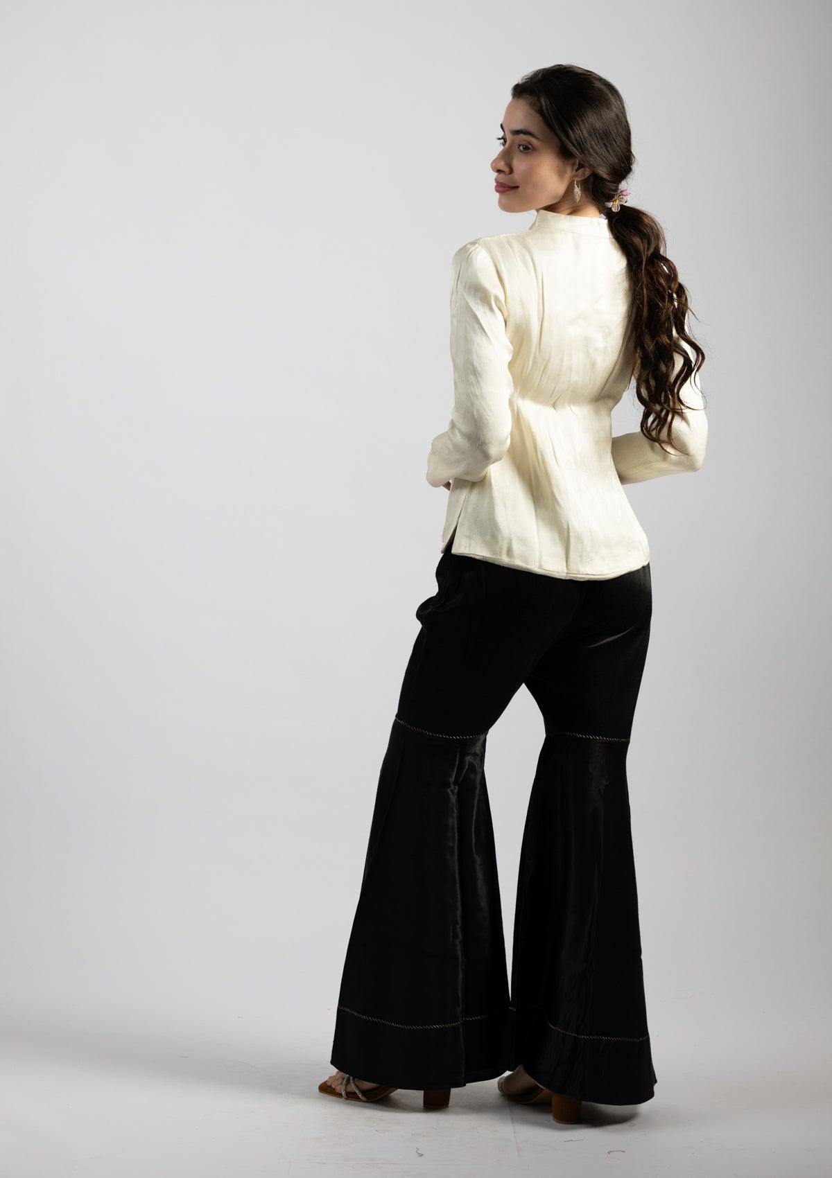 Welo White Mashru Jacket - Size Small